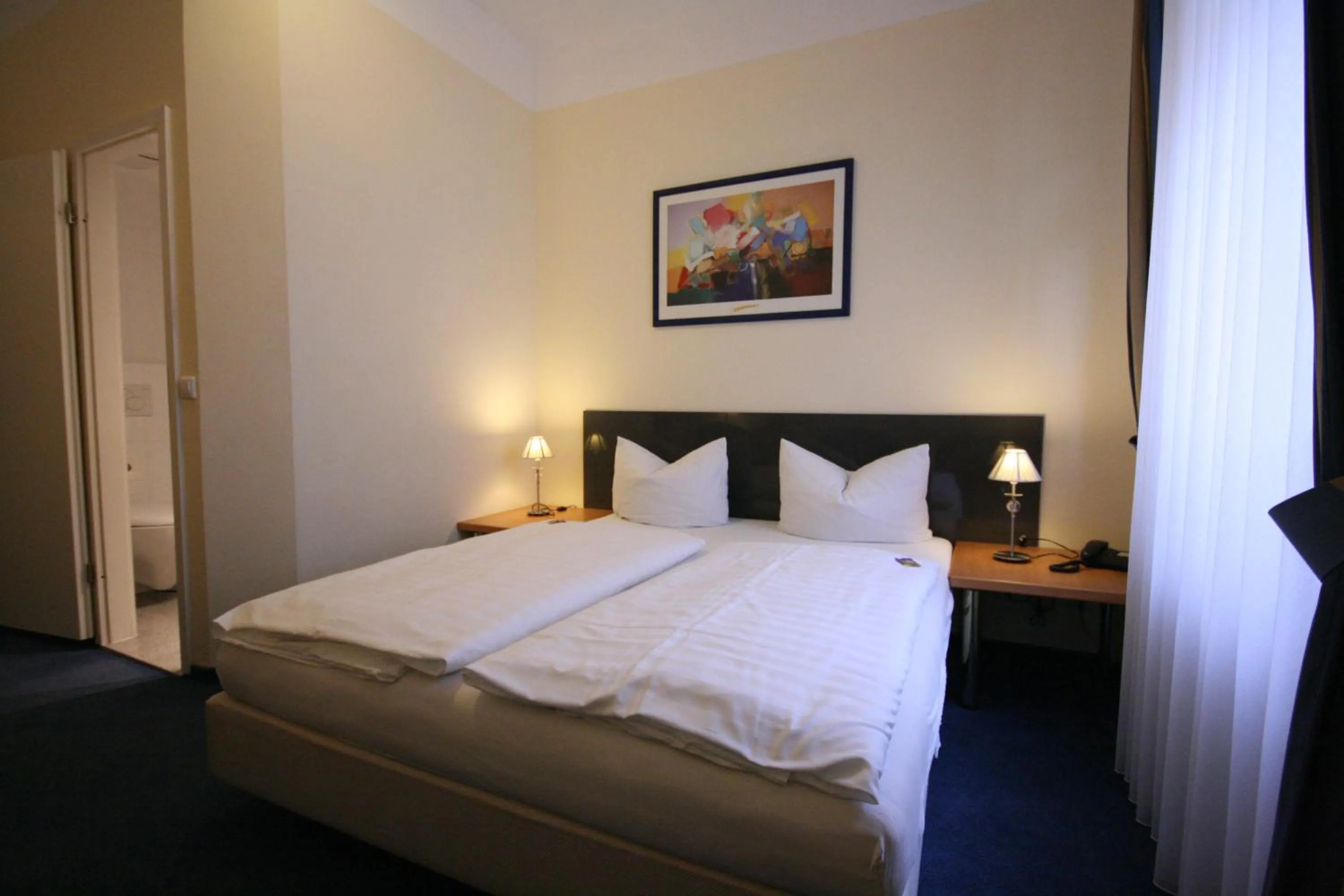 Photo of the whole room, Bed in Altstadt Hotel