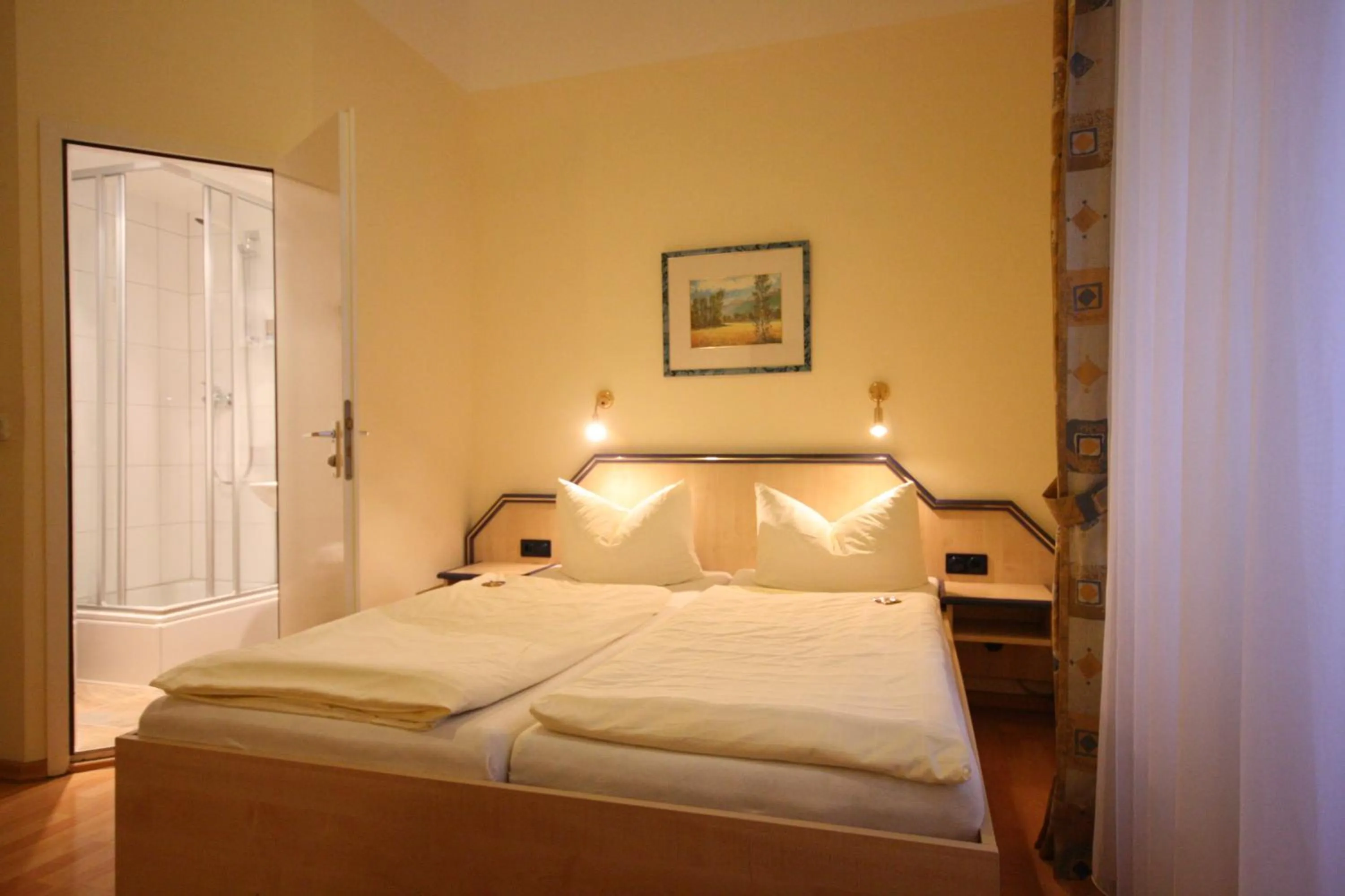 Photo of the whole room, Bed in Altstadt Hotel