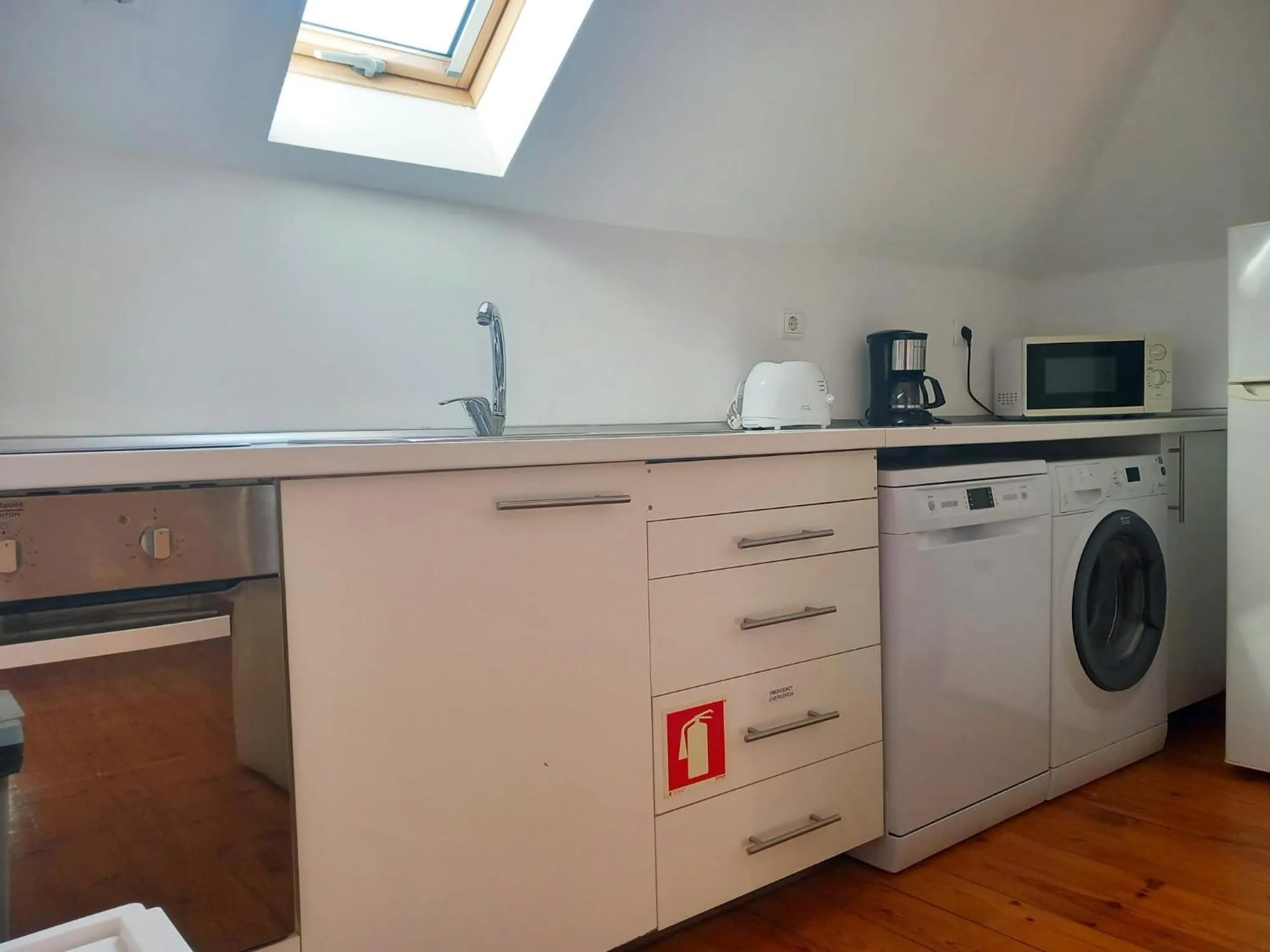 Kitchen or kitchenette in City Stays Cais do Sodre Apartments