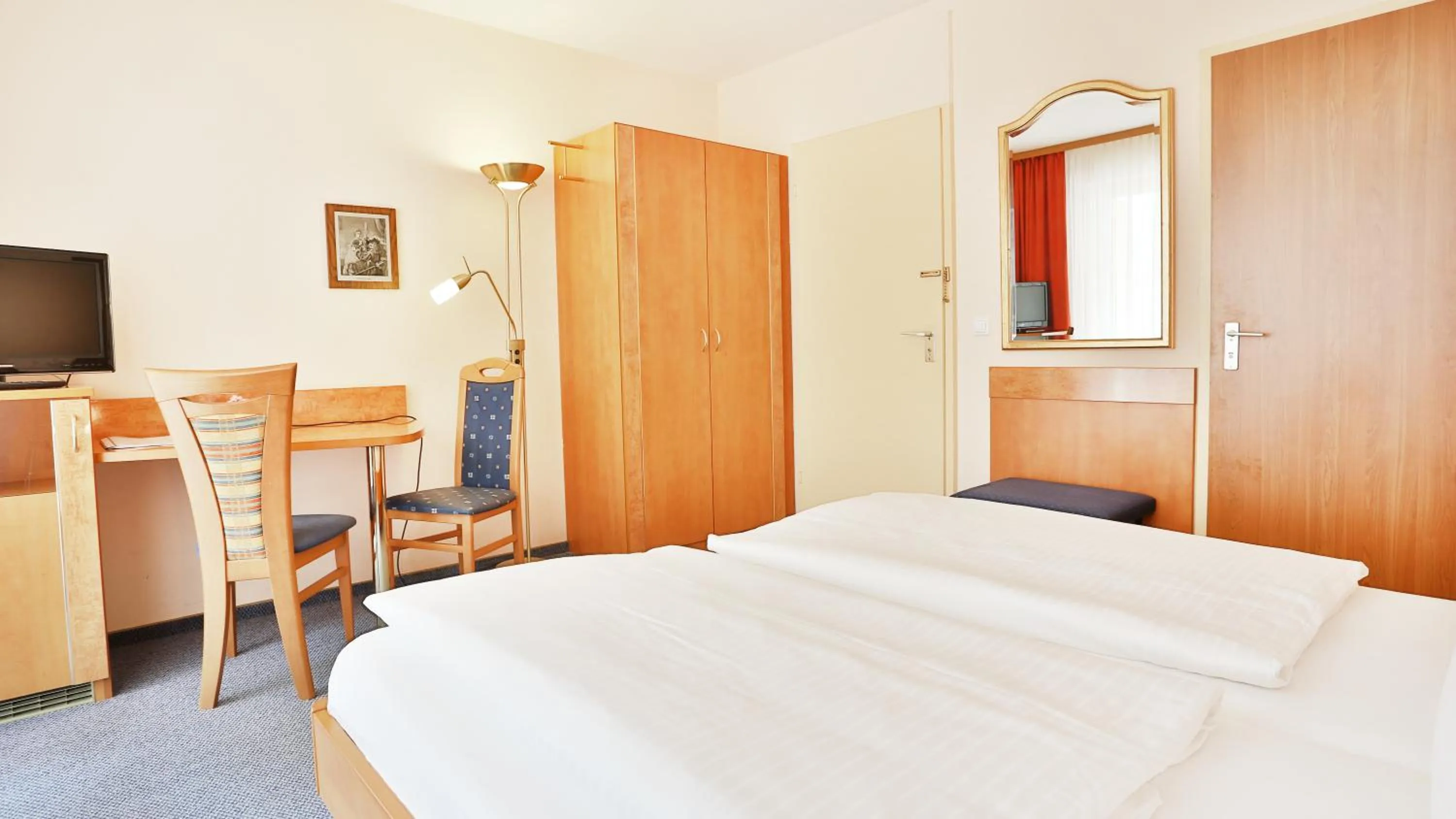 Photo of the whole room, Bed in Hotel Europa Pforzheim