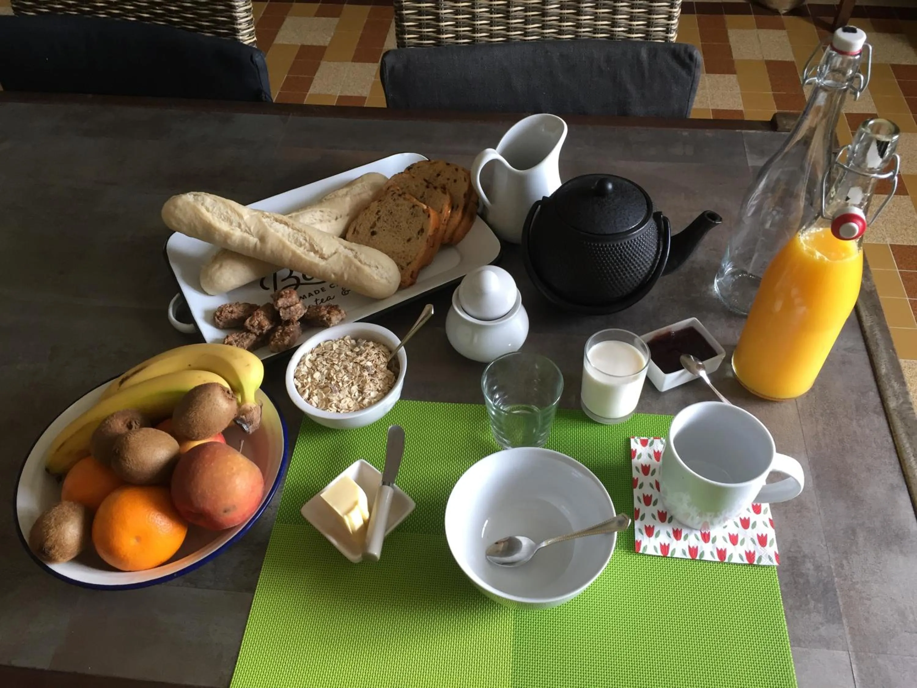 Continental breakfast in L'Intemporelle