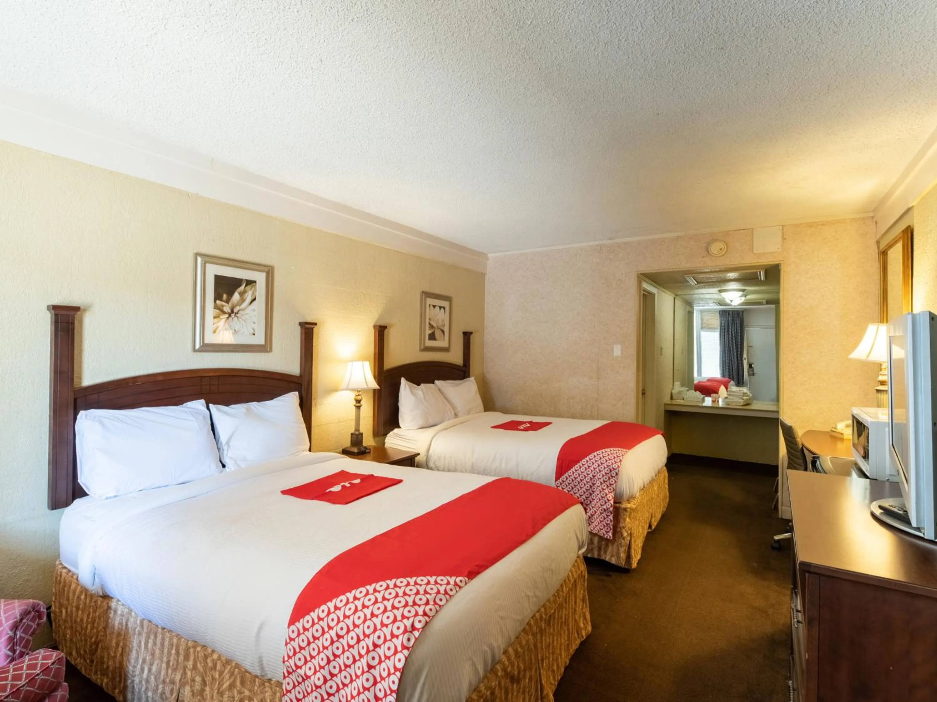 Bedroom in Hotel O Bay City, TX-35