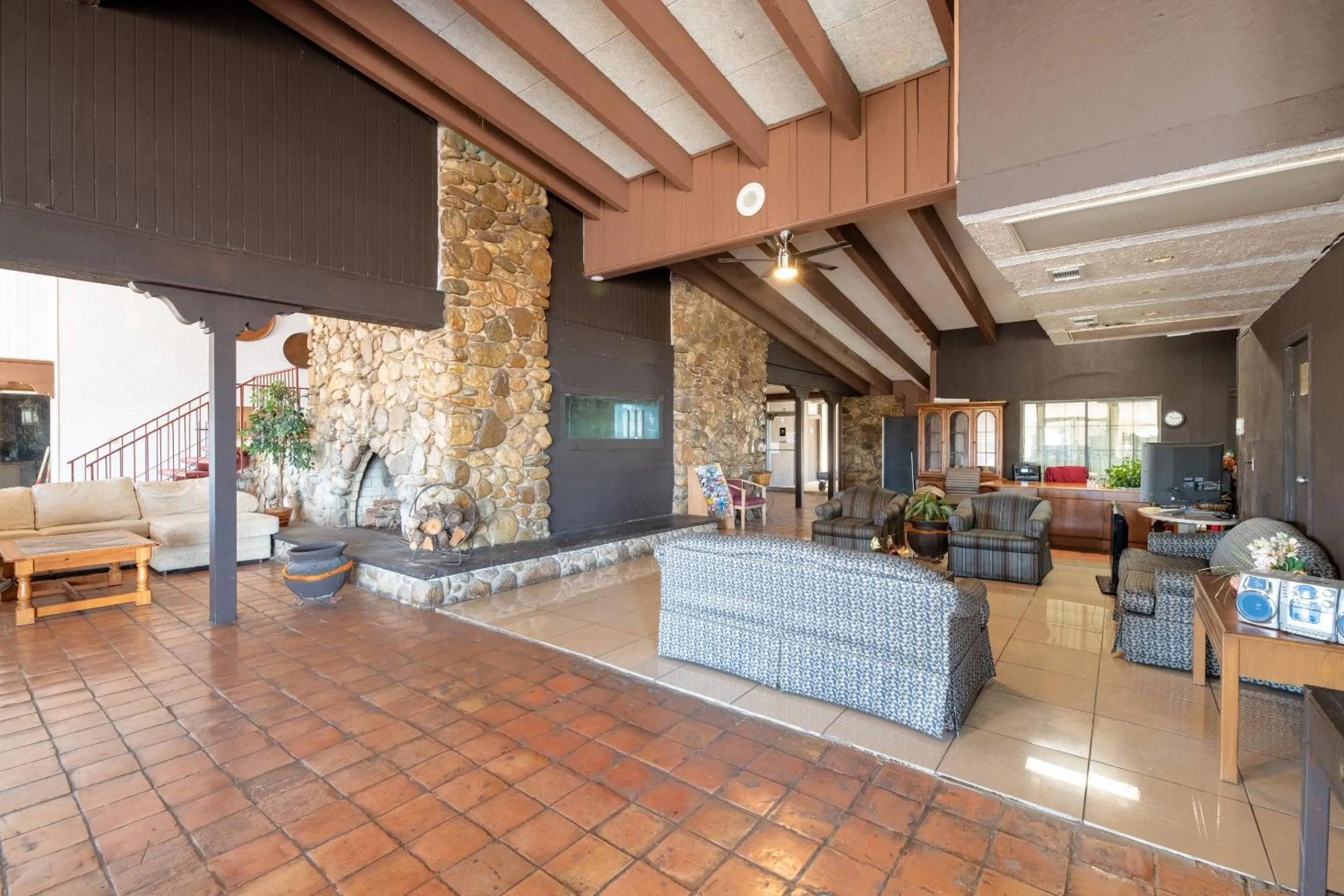Lobby or reception in Hotel O Bay City, TX-35