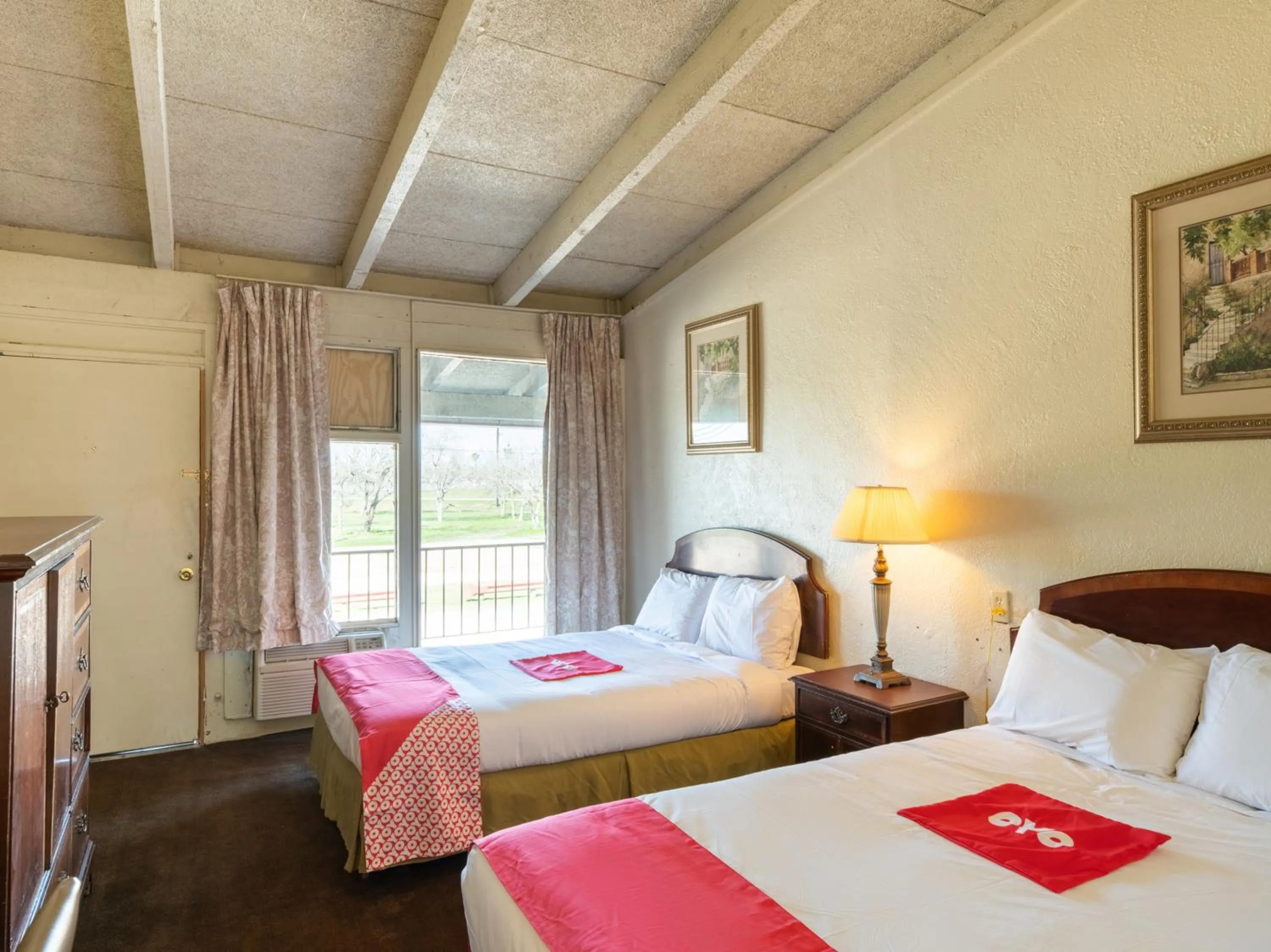 Bedroom in Hotel O Bay City, TX-35