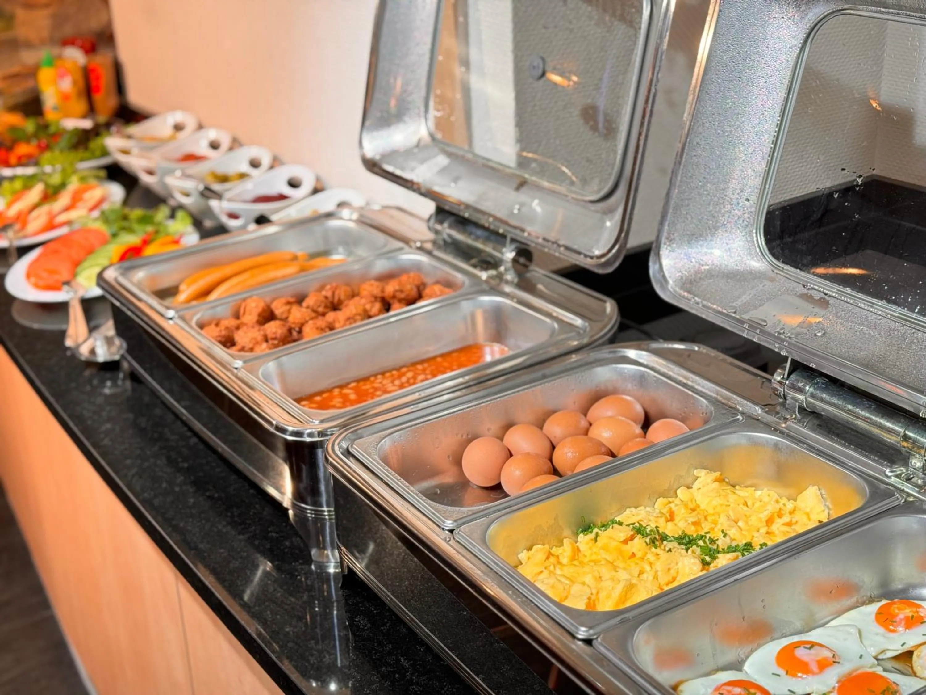 Buffet breakfast in Hotel Rhein-Ruhr Bottrop