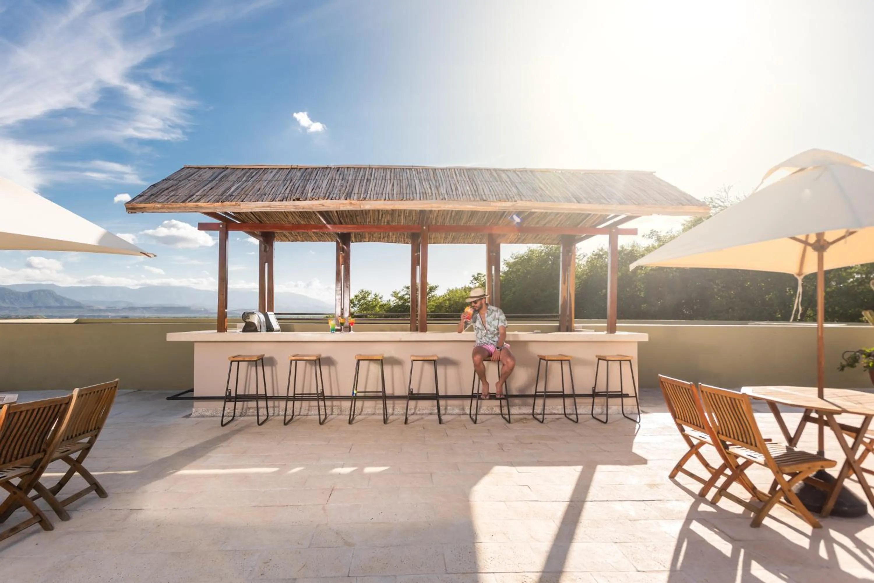 Lounge or bar in Hotel Waya Guajira By OxoHotel