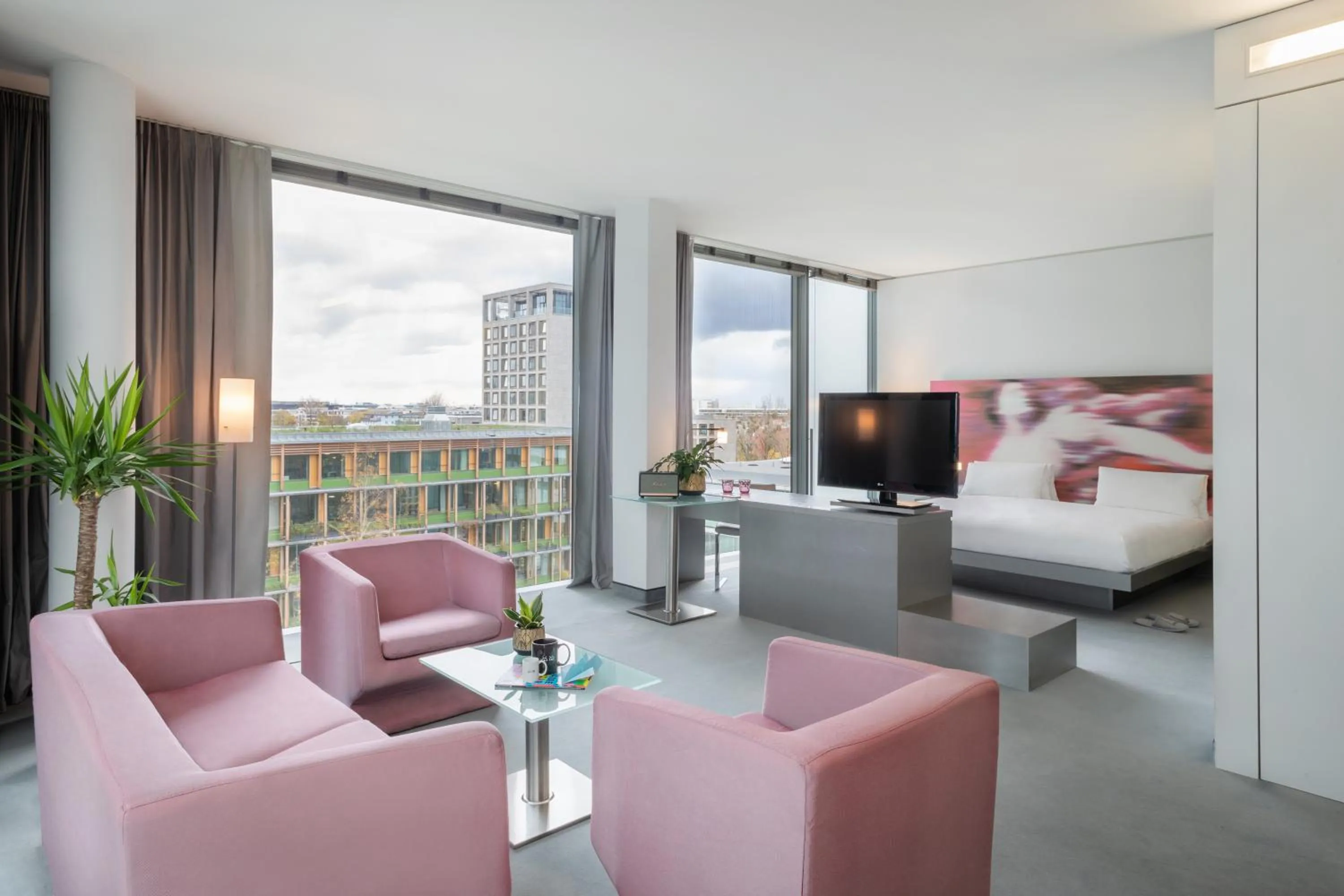 Bed in INNSiDE by Meliá München Parkstadt Schwabing