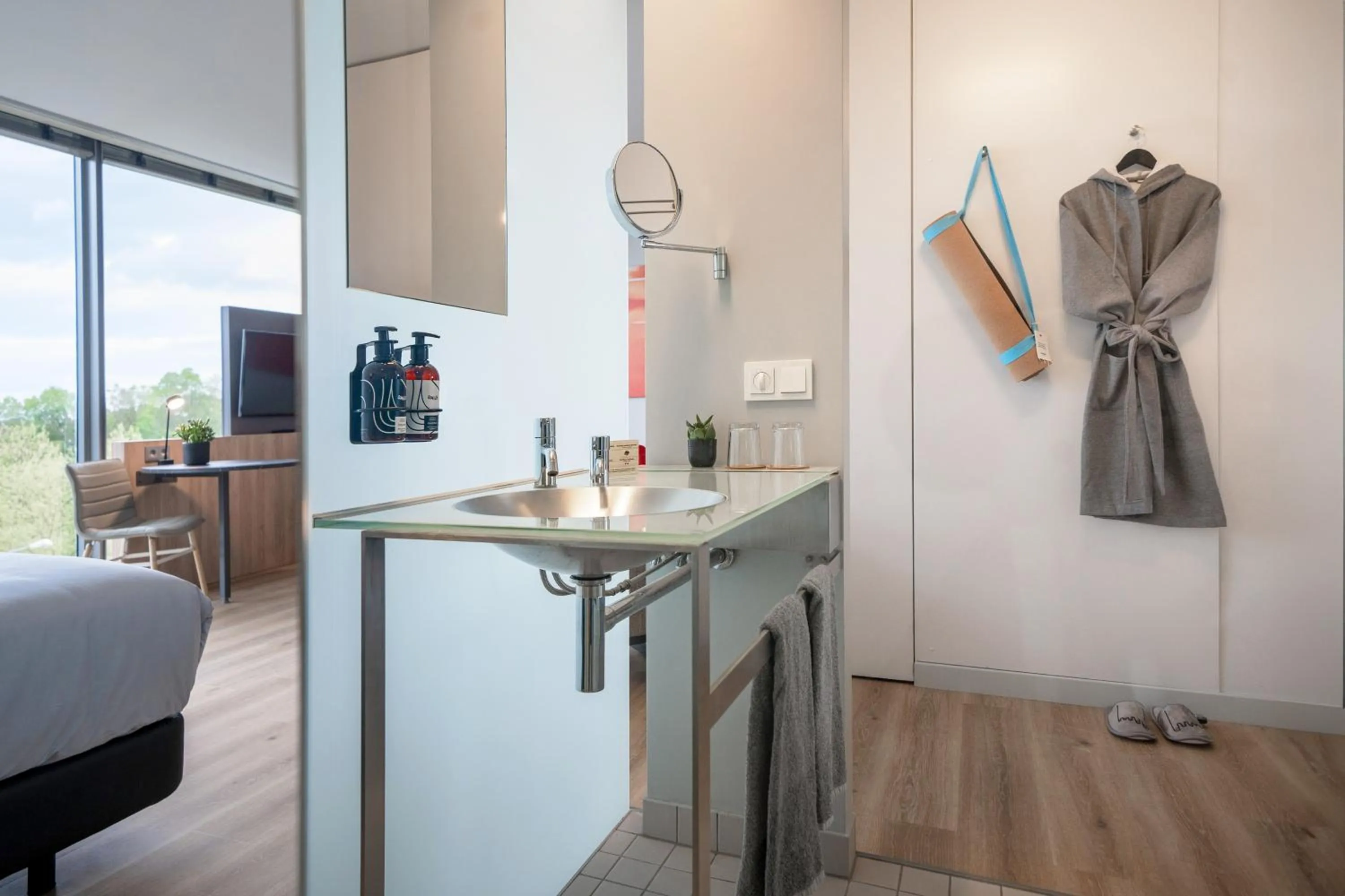 Bathroom in INNSiDE by Meliá München Parkstadt Schwabing