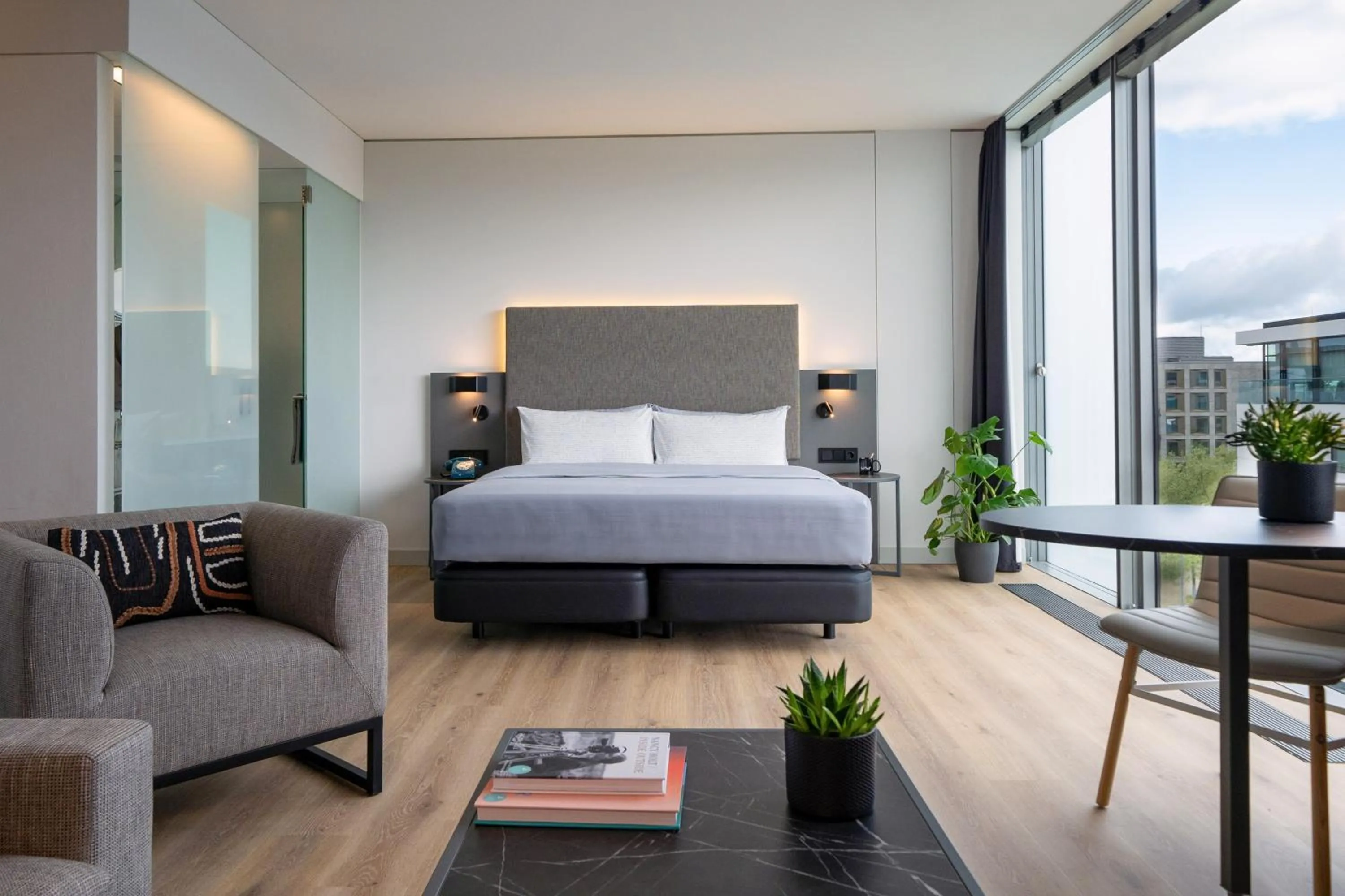 Bed in INNSiDE by Meliá München Parkstadt Schwabing