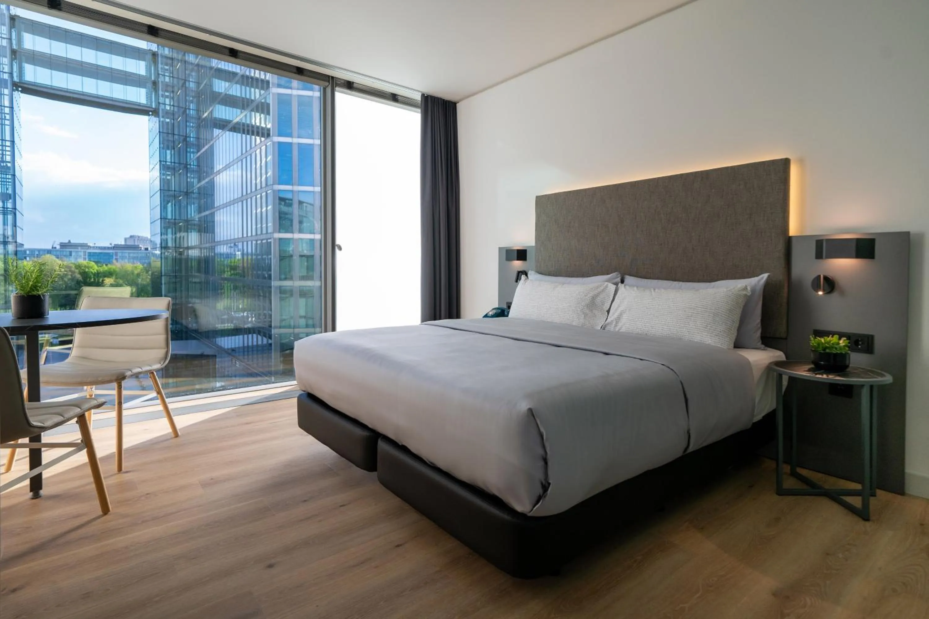 Bed in INNSiDE by Meliá München Parkstadt Schwabing