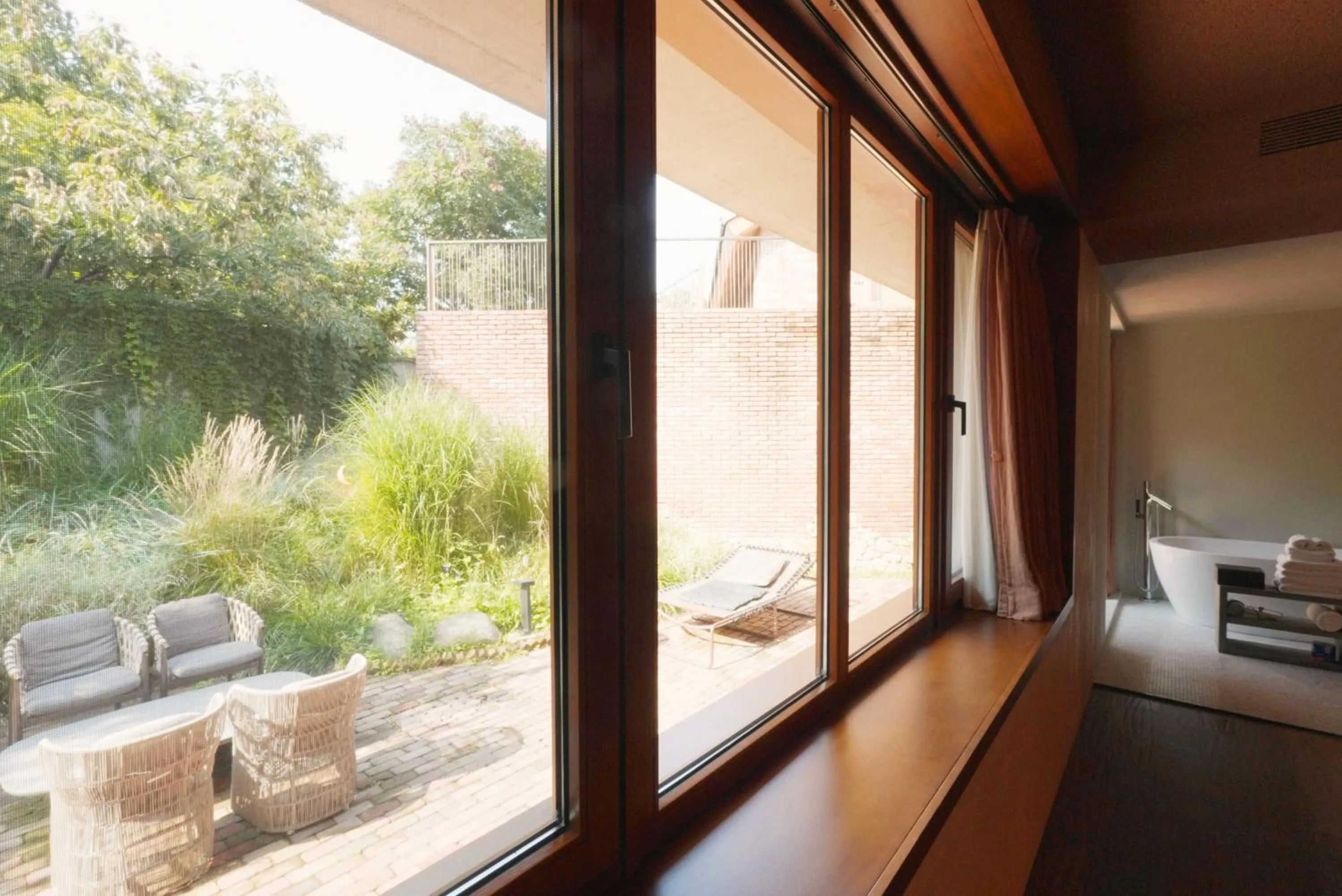 Garden in Sansa Village Boutique Hotel at Mutianyu Great Wall Adjoin to Mutianyu Great Wall - Room with the View of Great Wall - Jacuzzi with the View of Great Wall - Vehicle Shuttle Service - International Catering - SPA& Nail Beauty Facilities