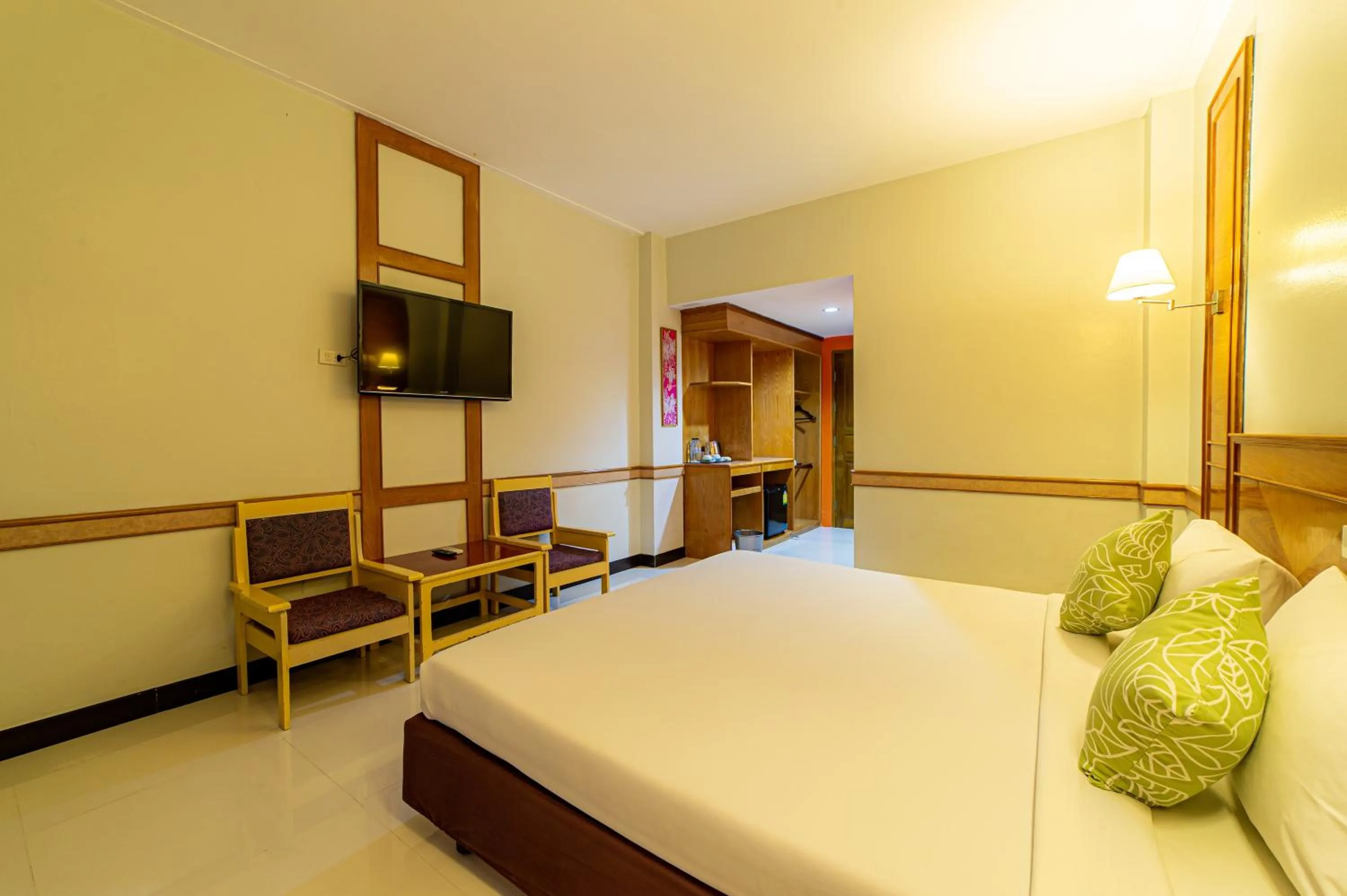 Photo of the whole room, Bed in The Holidays Hill betong