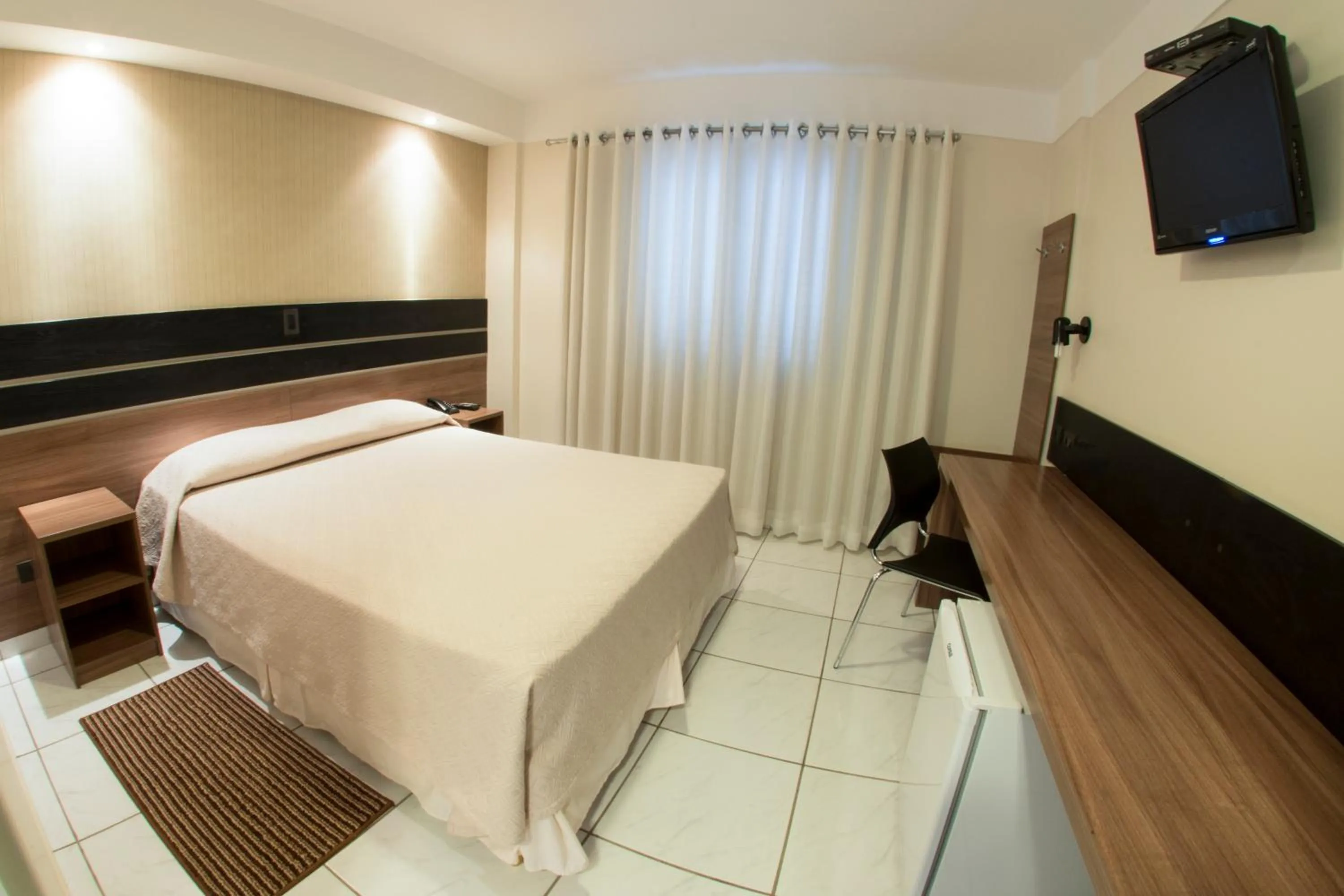 Premium Double - single occupancy in Estoril Hotel