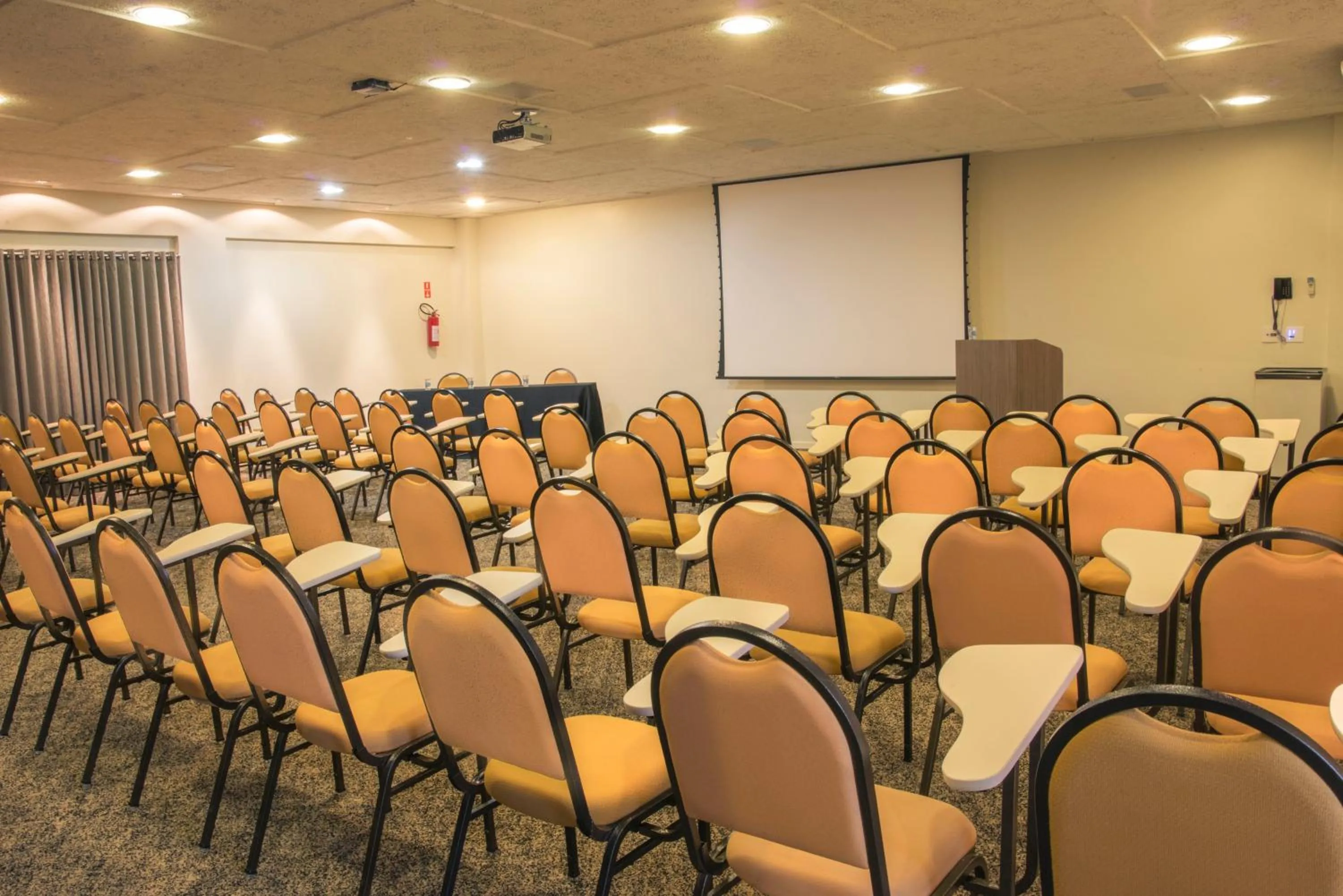 Meeting/conference room in Estoril Hotel