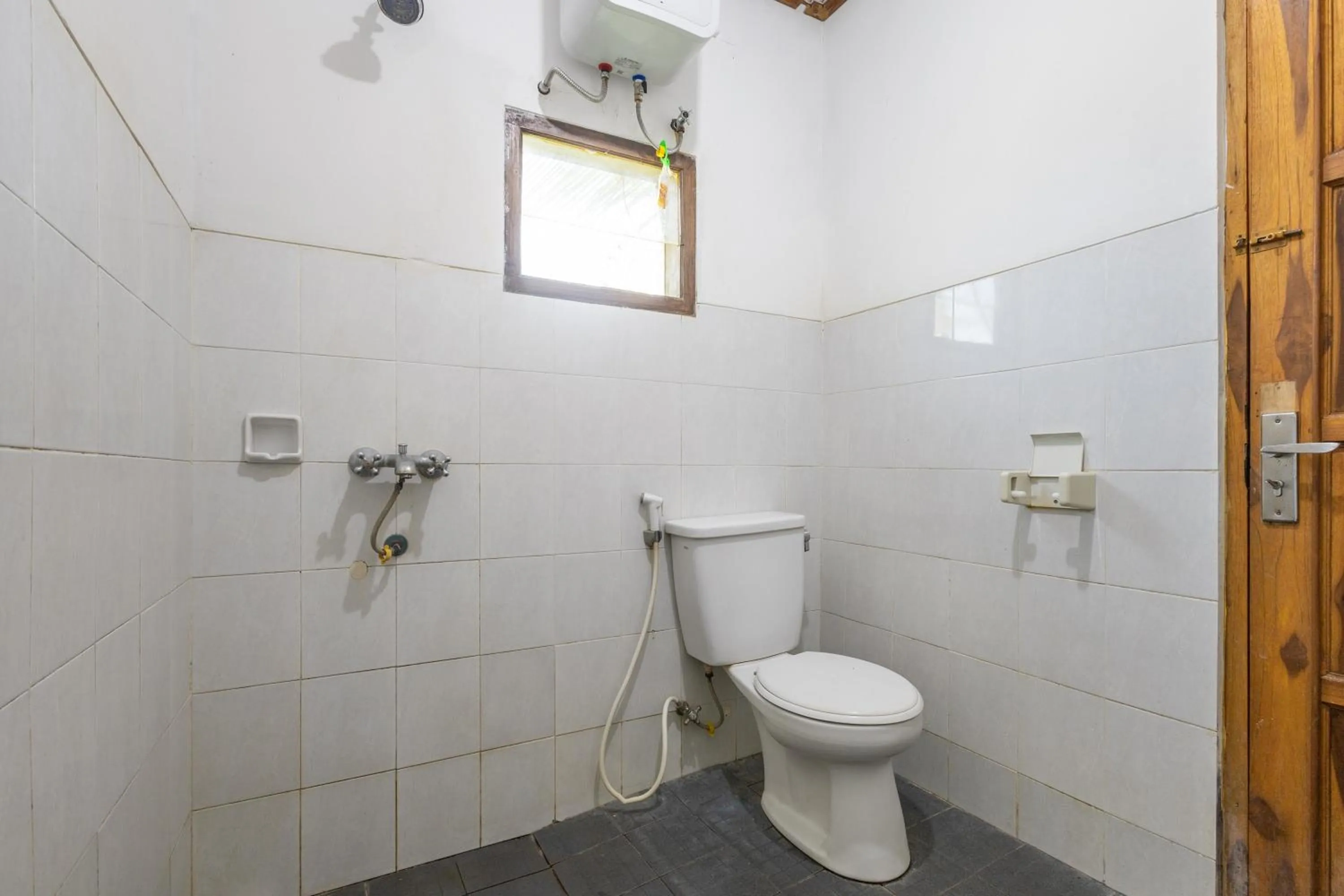 Bathroom in Sawarna Little Hula Hula