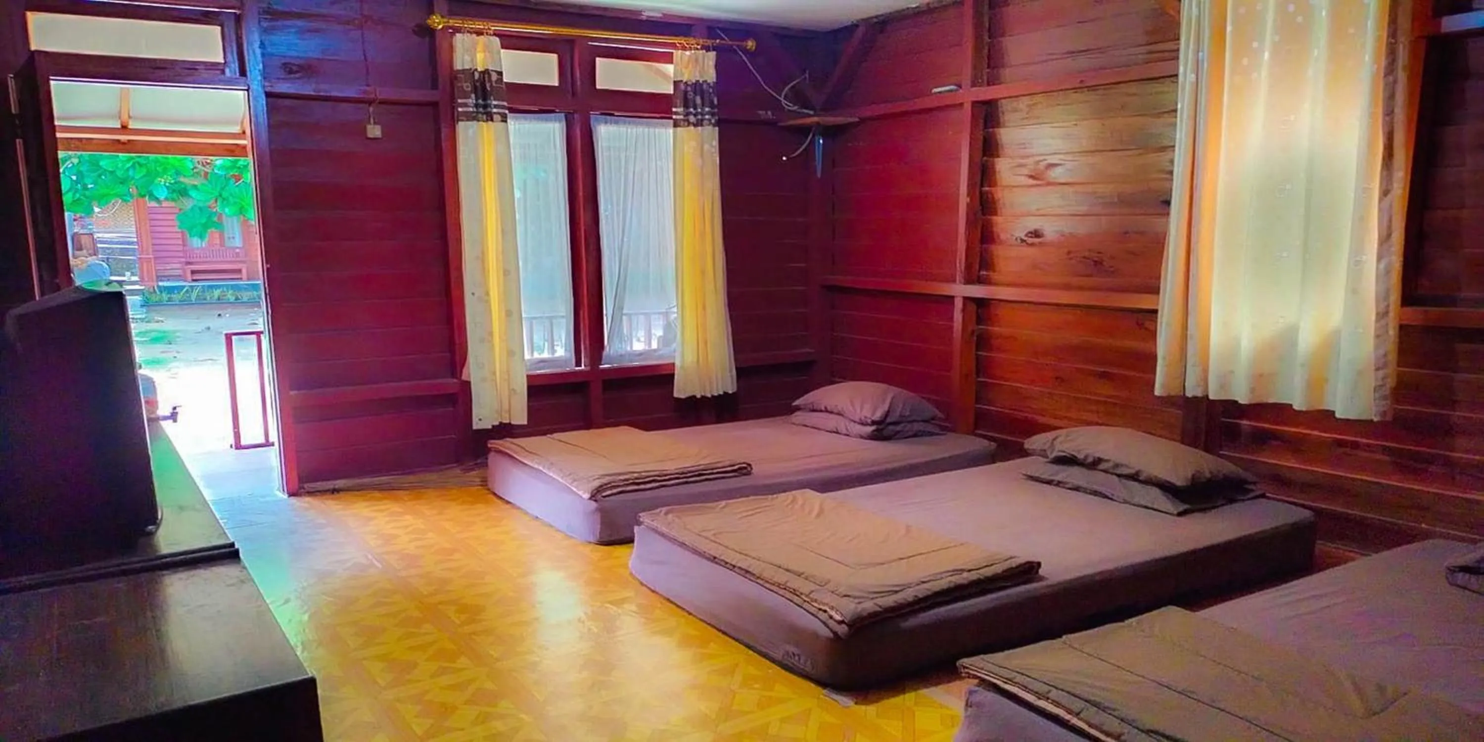 Bed in Sawarna Little Hula Hula