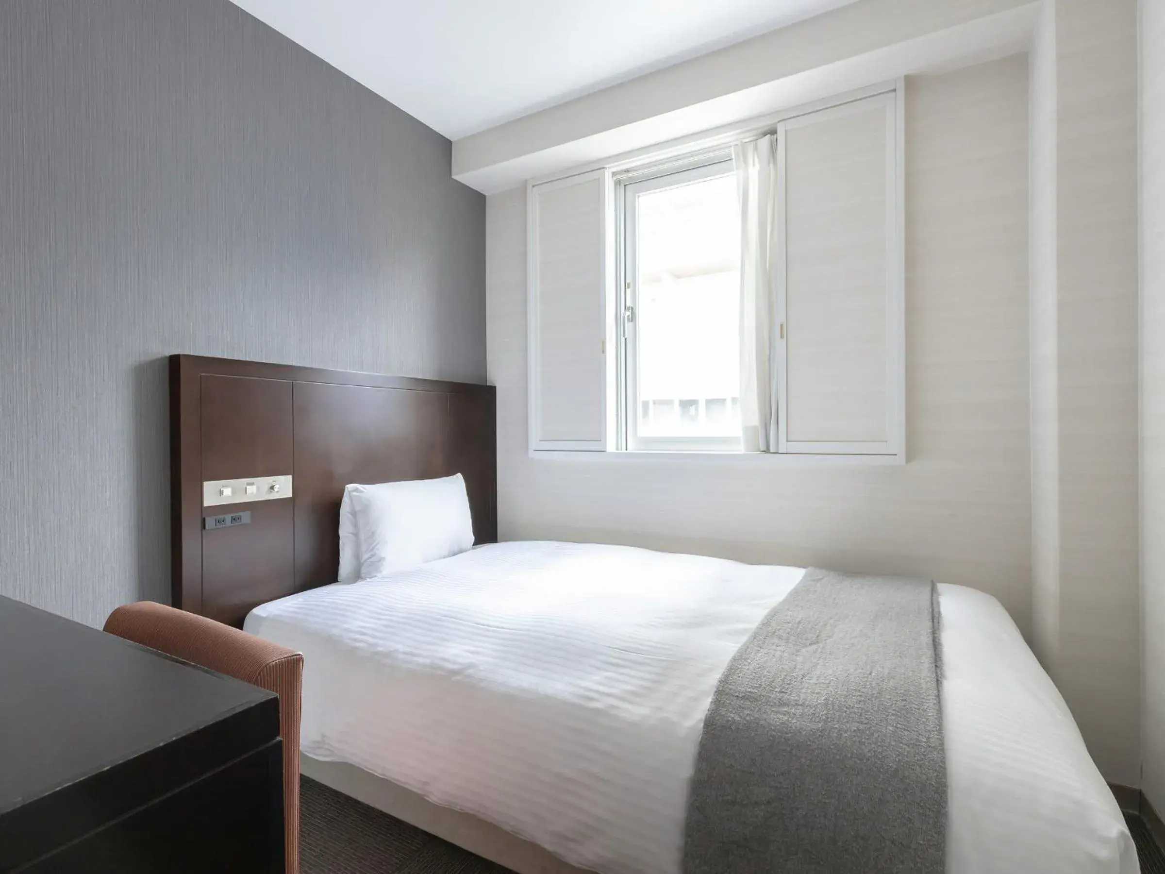 Double Room with Small Double Bed - single occupancy - Smoking in Vessel Inn Hiroshima Station Double Room with Small Double Bed - single occupancy - Smoking in Vessel Inn Hiroshima Station