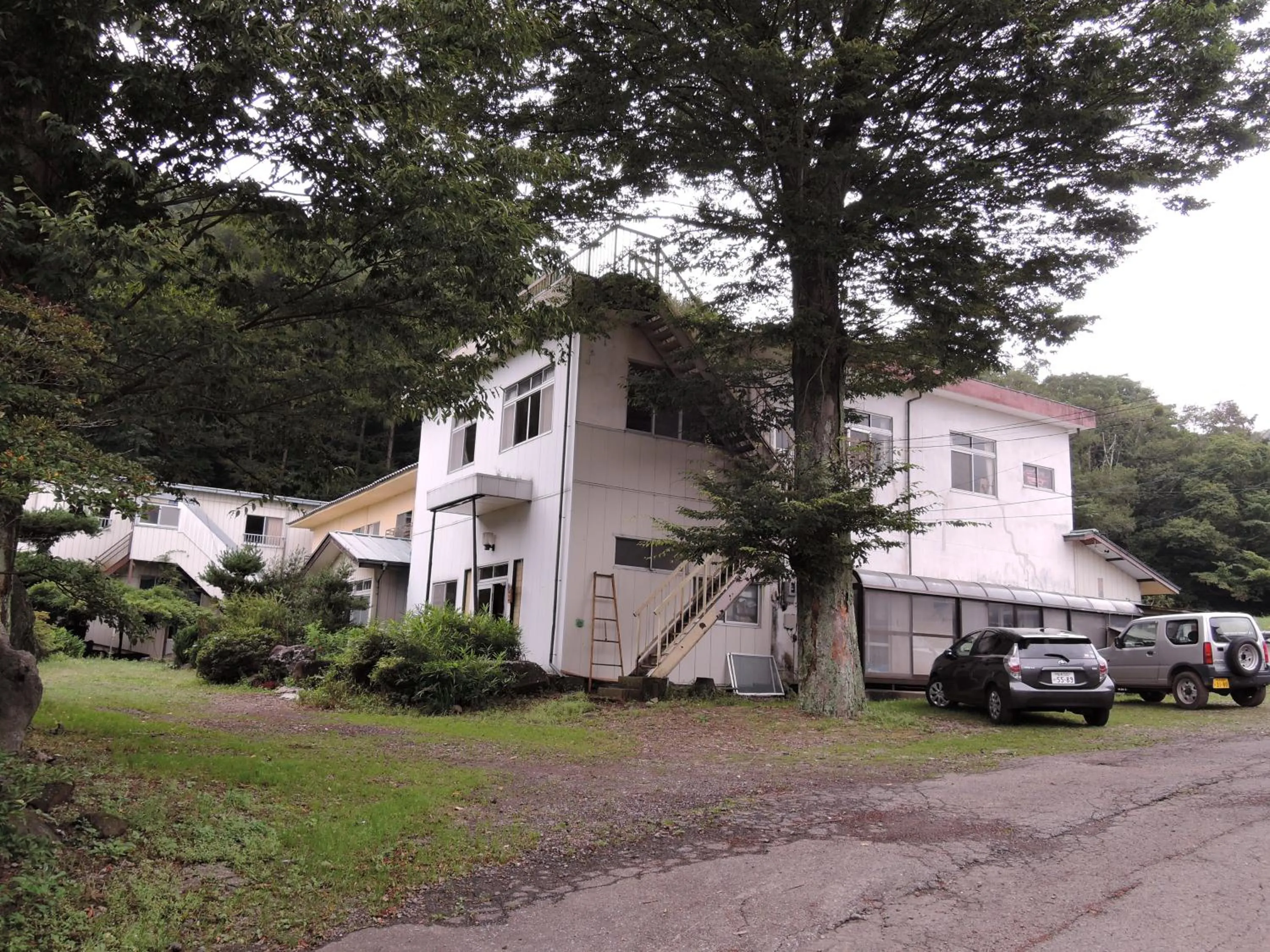 Property building in Shintaku Sanso