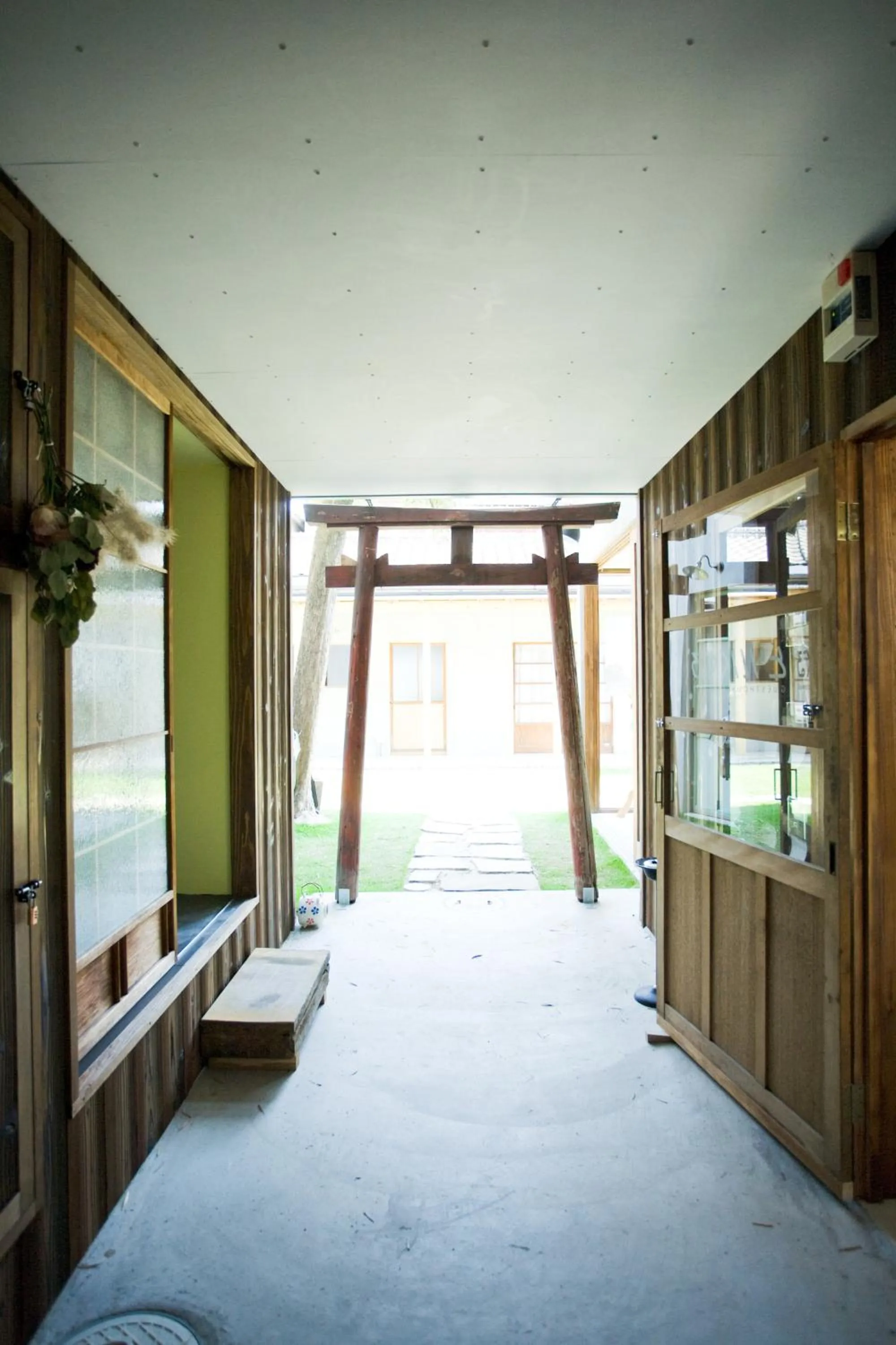 Facade/entrance in Torii-Kuguru