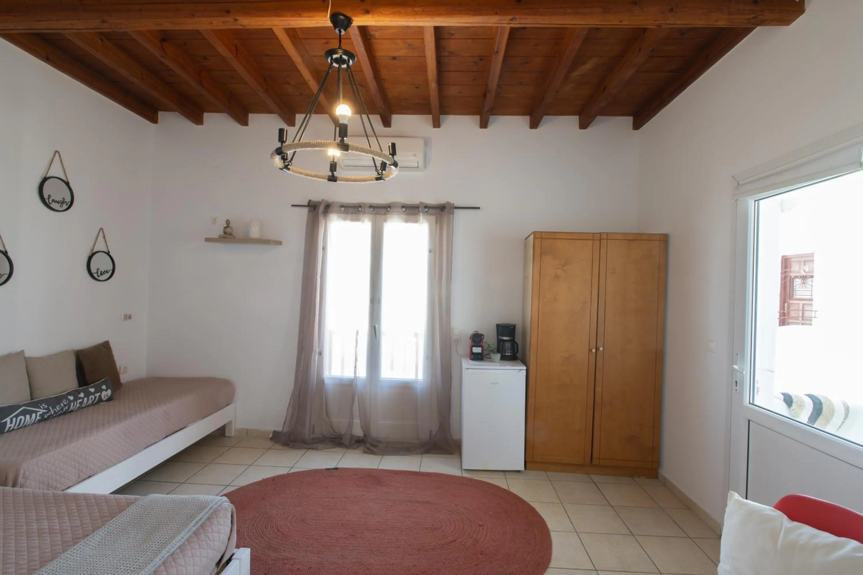 Bed in Dimelal Mykonos Town Apartments