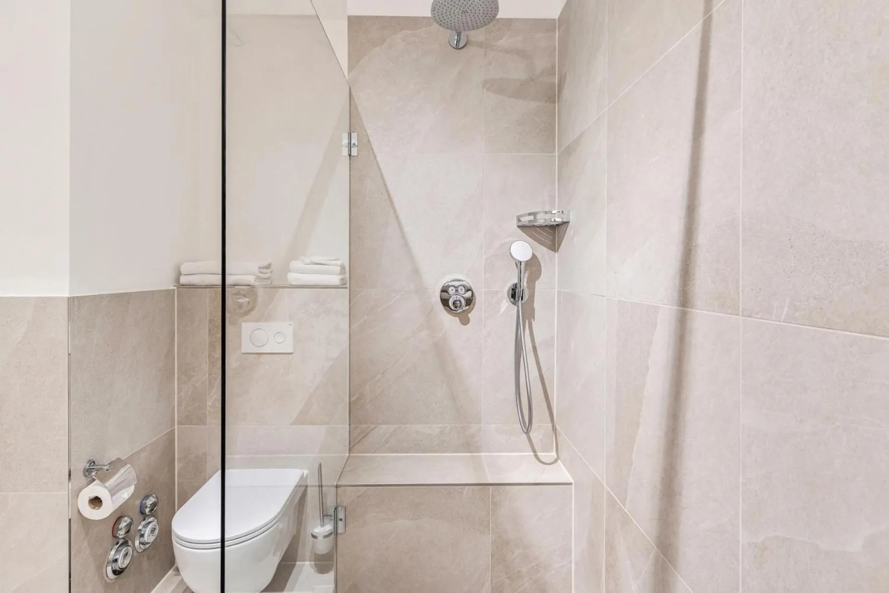 Bathroom in Strandhotel Glücksburg