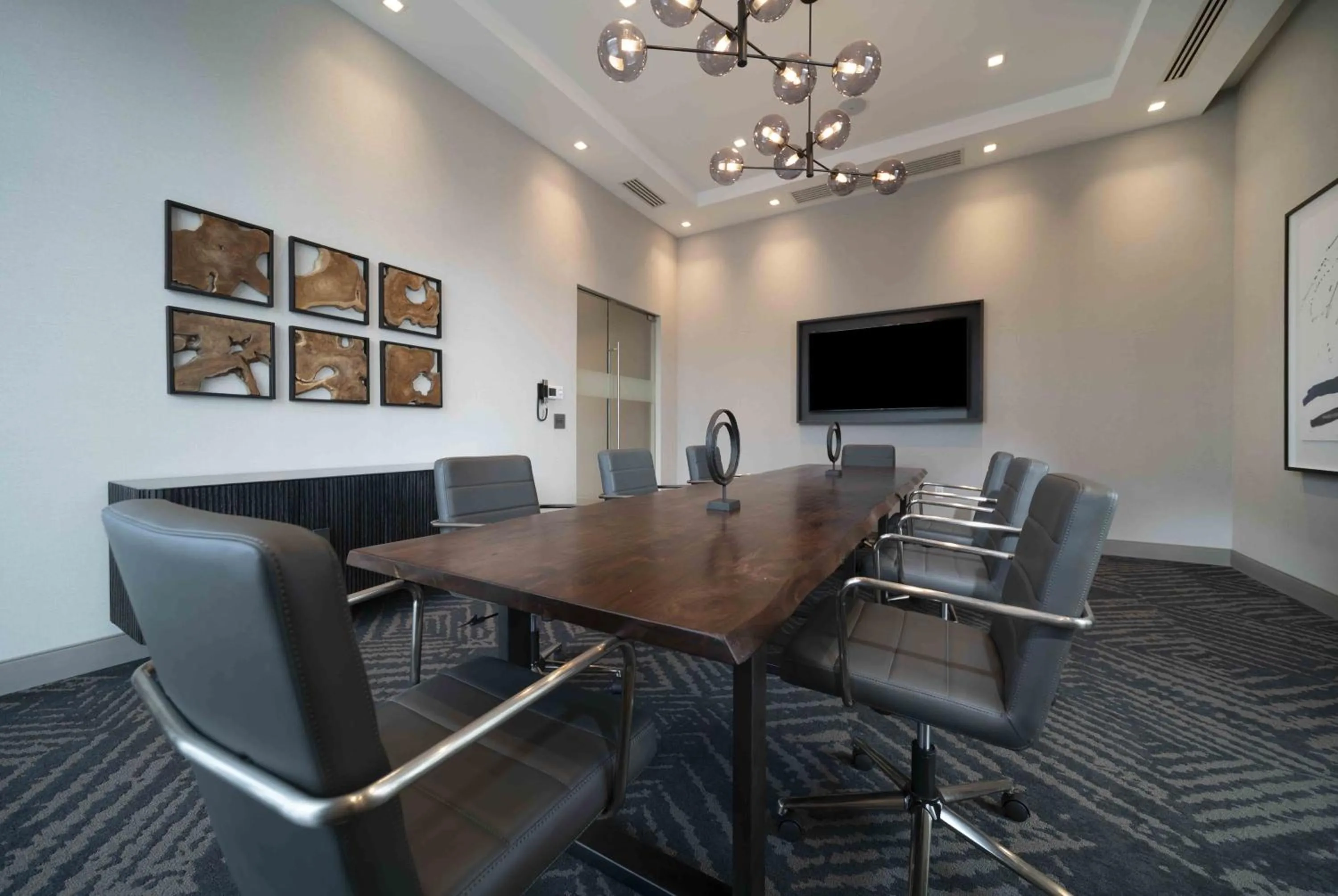Meeting/conference room in Staybridge Suites - Boston Logan Airport - Revere by IHG