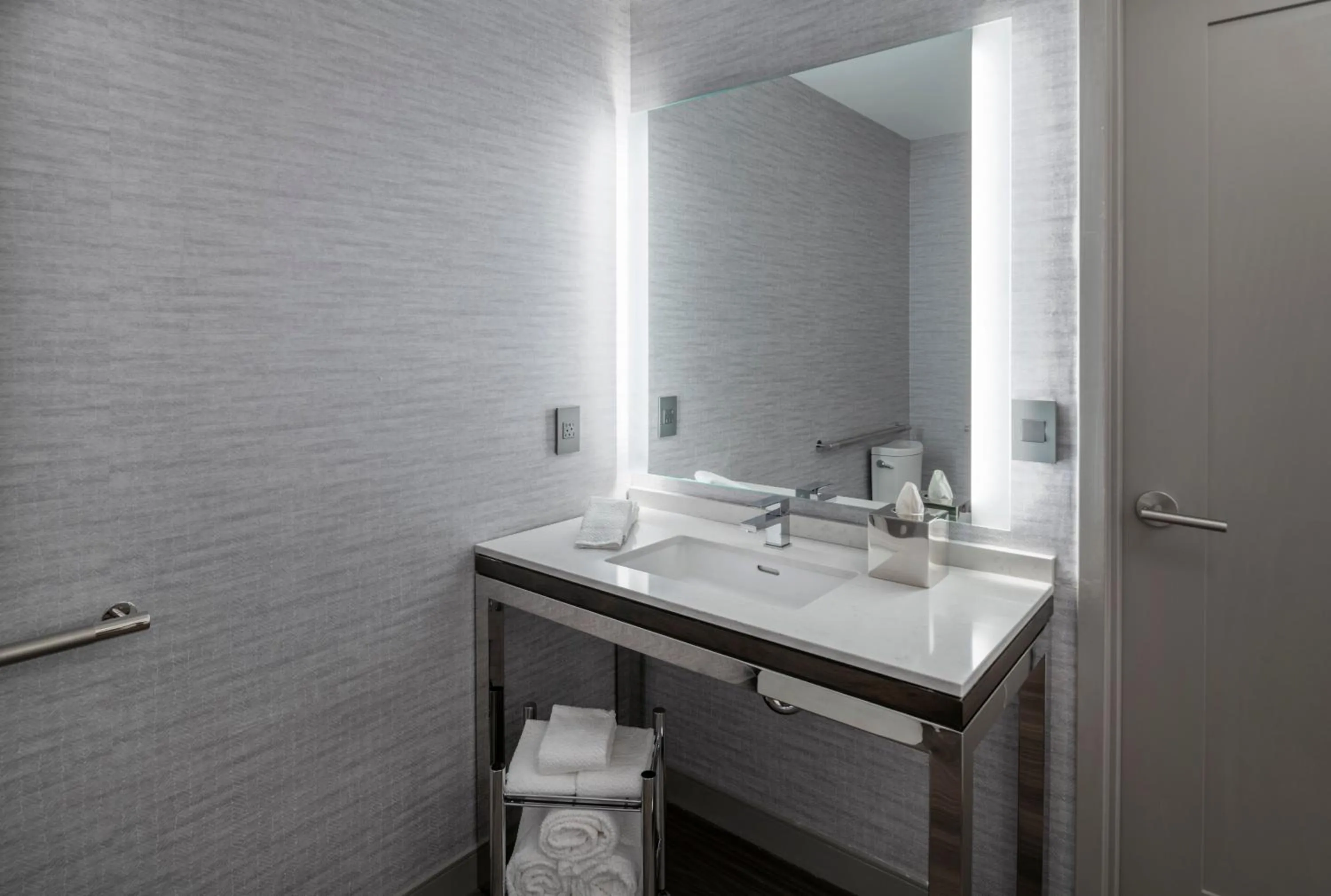 Bathroom in Staybridge Suites - Boston Logan Airport - Revere by IHG