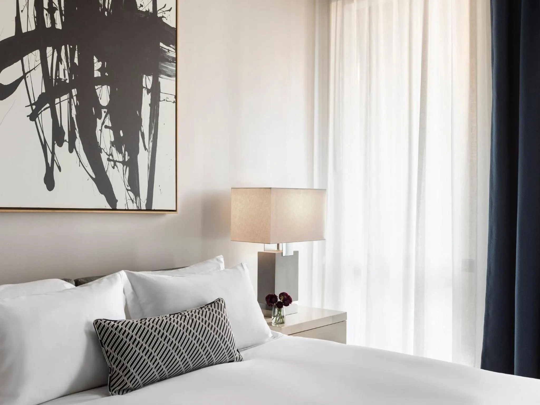 Photo of the whole room, Bed in Kimpton - Pittman Hotel by IHG