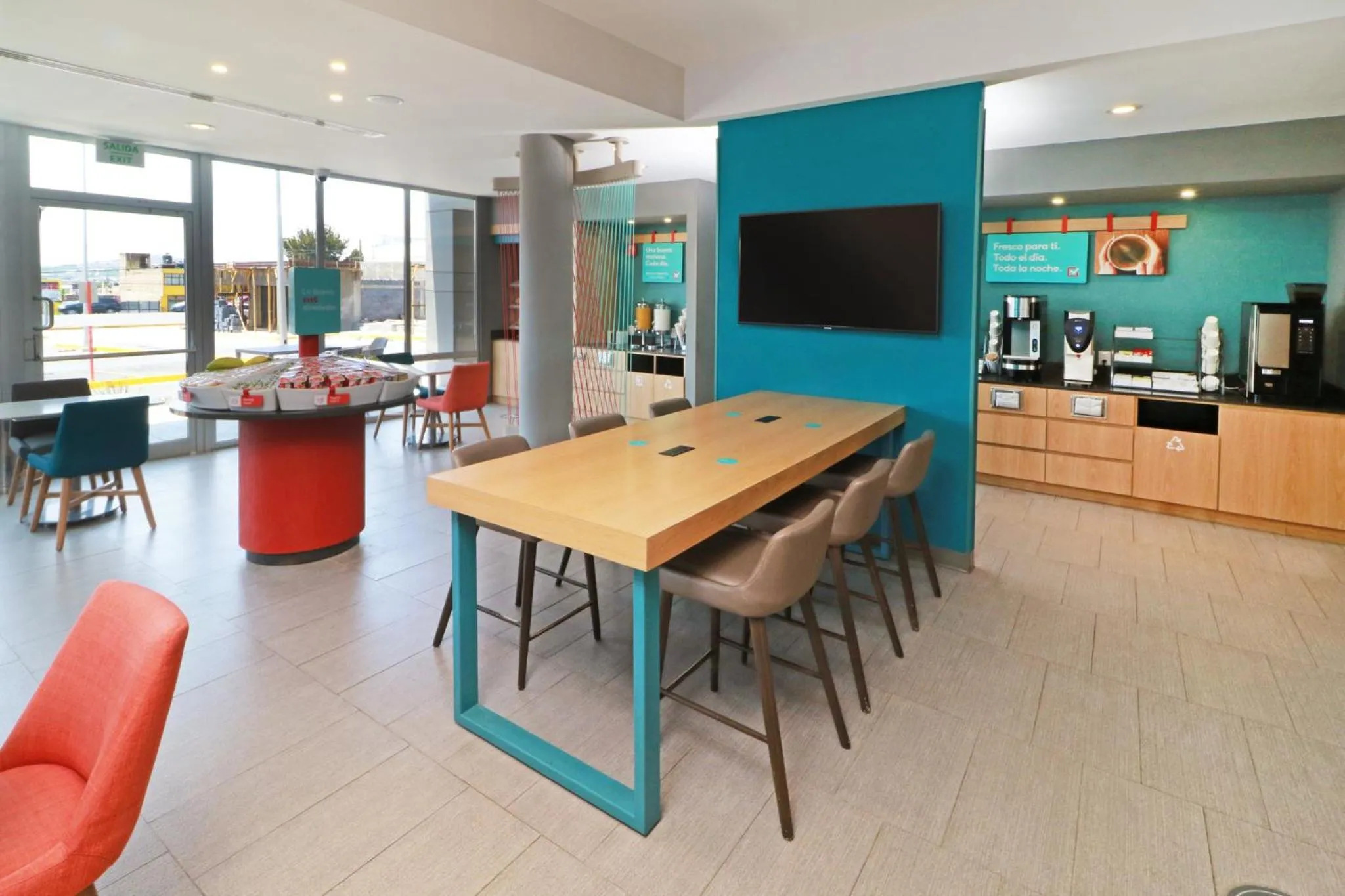 Property building in avid hotel - Fresnillo by IHG