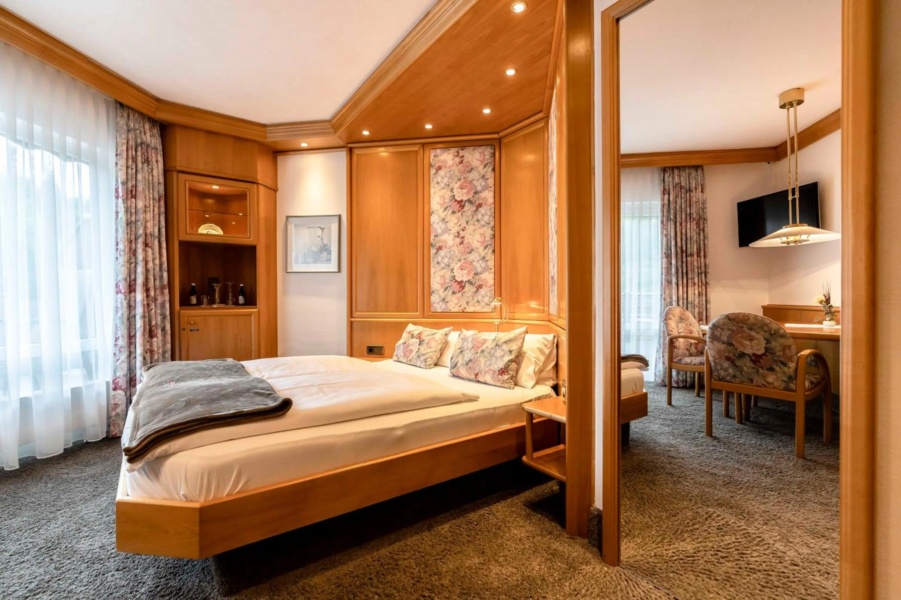 Property building, Bed in Hotel Restaurant Waldsägmühle