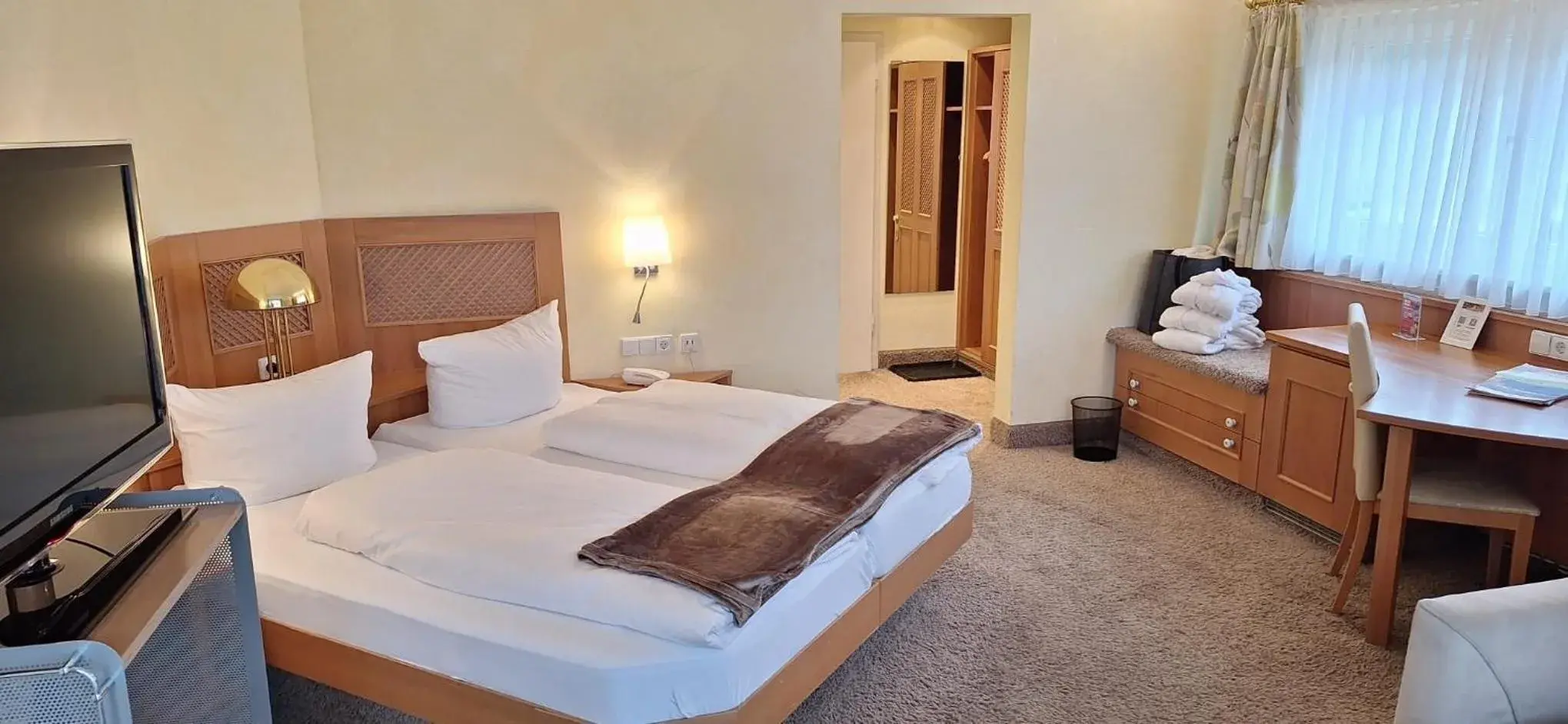 Deluxe Double Room in Hotel Restaurant Waldsägmühle Deluxe Double Room in Hotel Restaurant Waldsägmühle