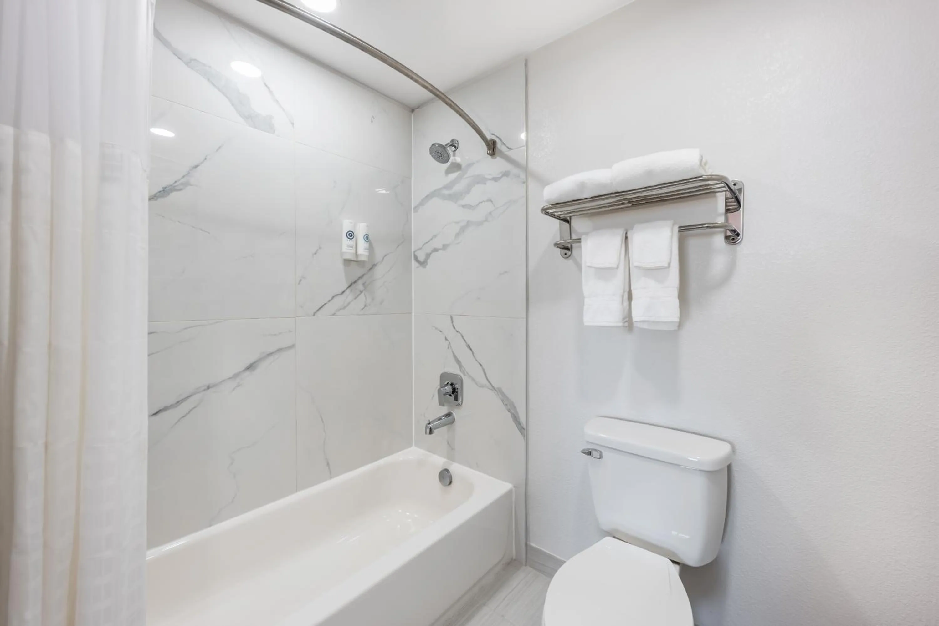 Quadruple Room with Two Queen Beds - Non Smoking in Comfort Inn & Suites Belton Temple South I-35