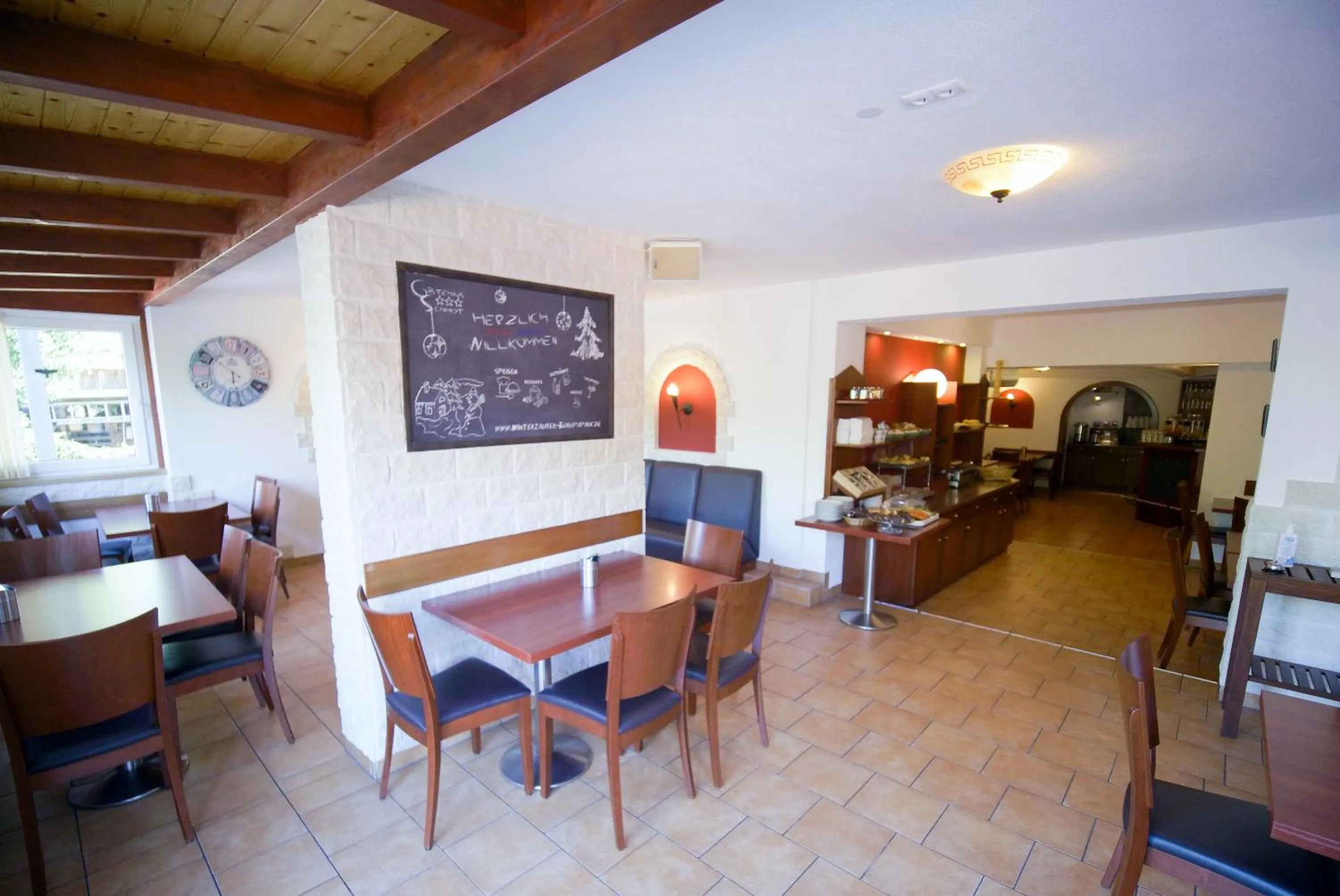 Restaurant/places to eat in Gästehaus Parkblick