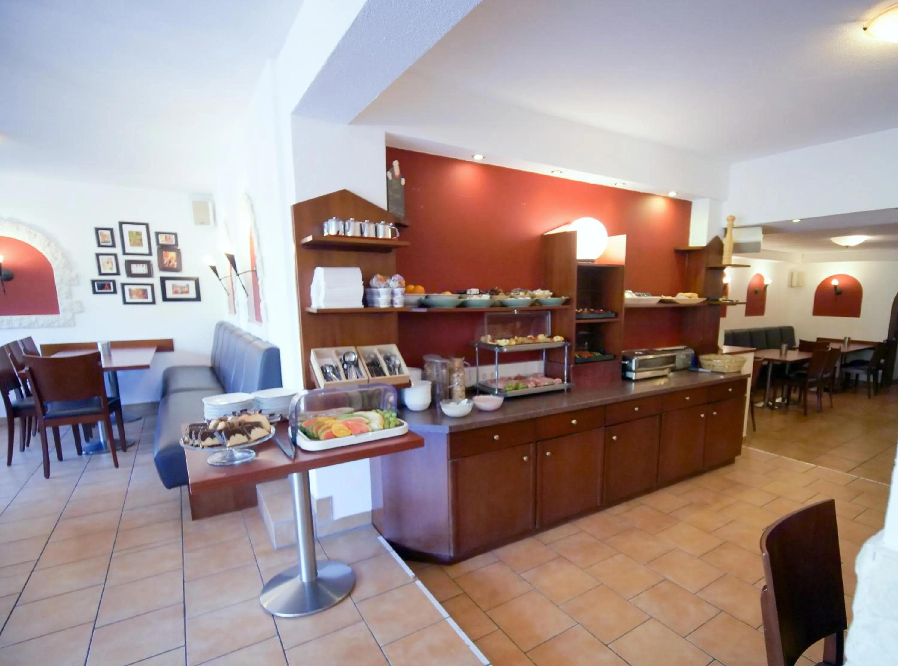 Restaurant/places to eat in Gästehaus Parkblick