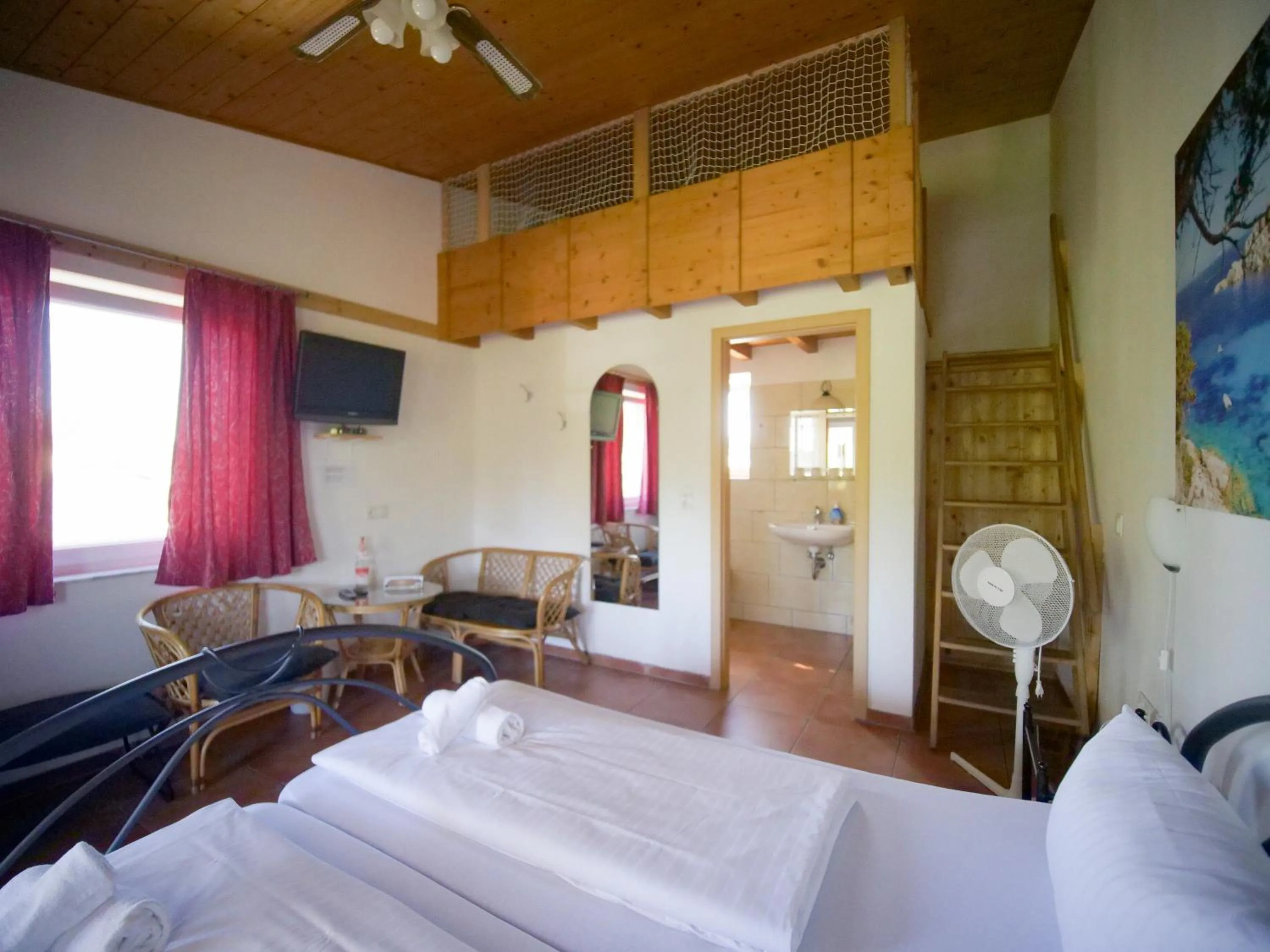 Photo of the whole room, Bed in Gästehaus Parkblick