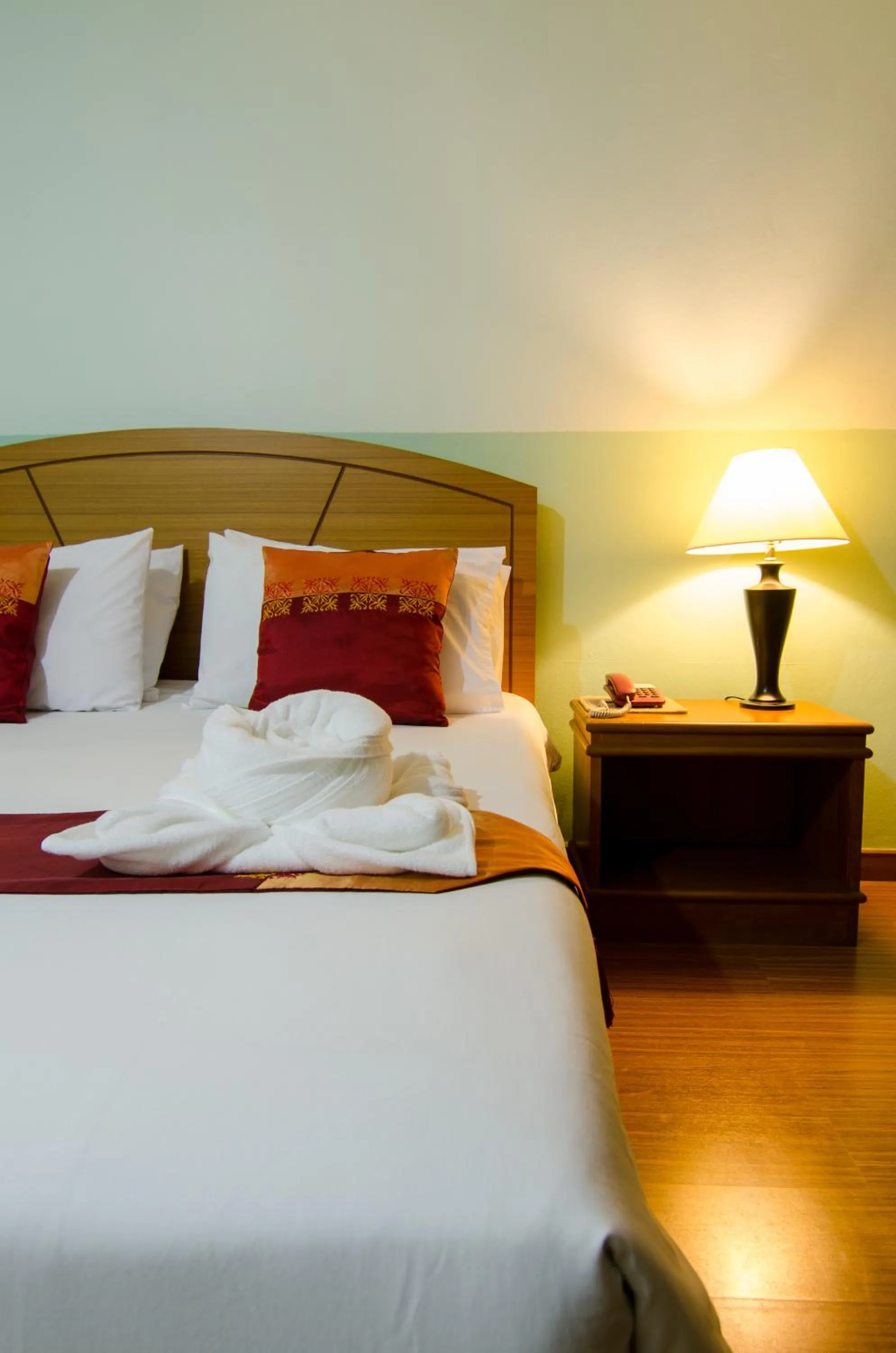 Bed in Ranong Garden Hotel