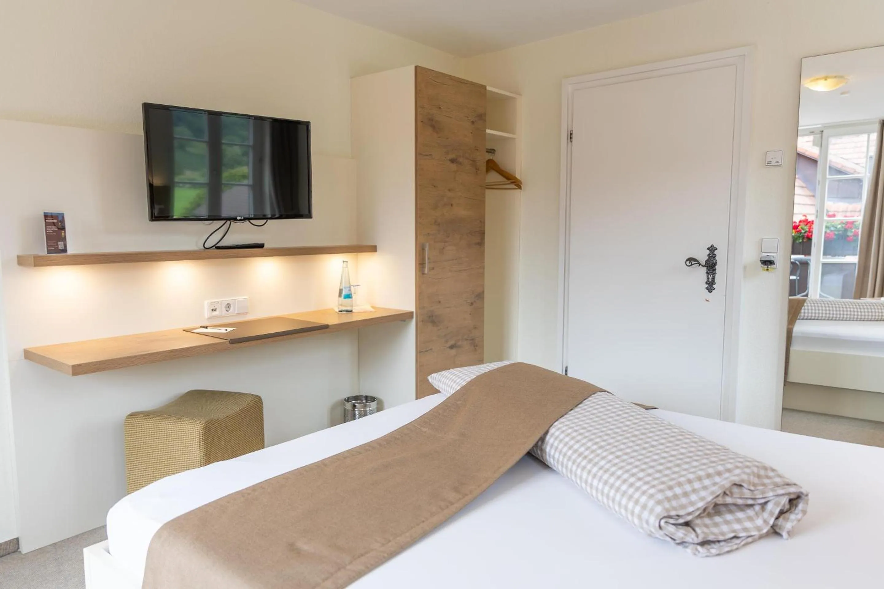 Bed in Hotel-Gasthaus Goldener Engel