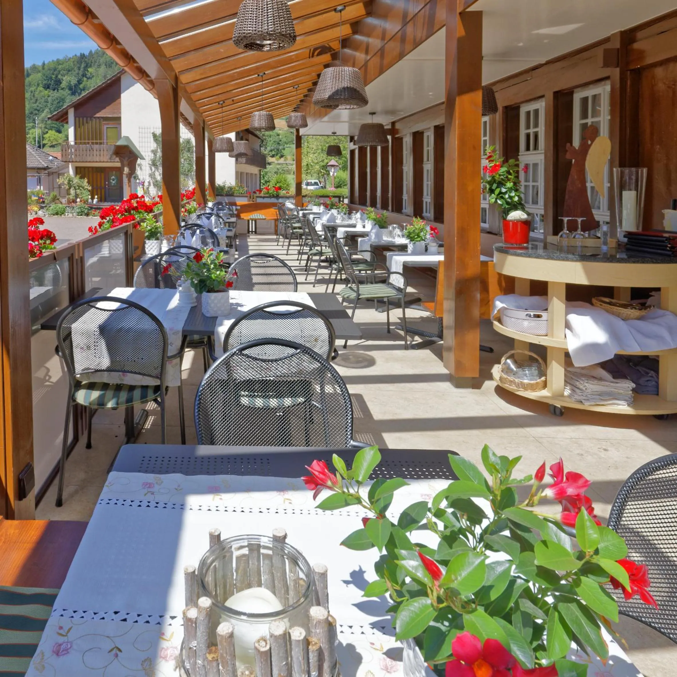 Restaurant/places to eat in Hotel-Gasthaus Goldener Engel