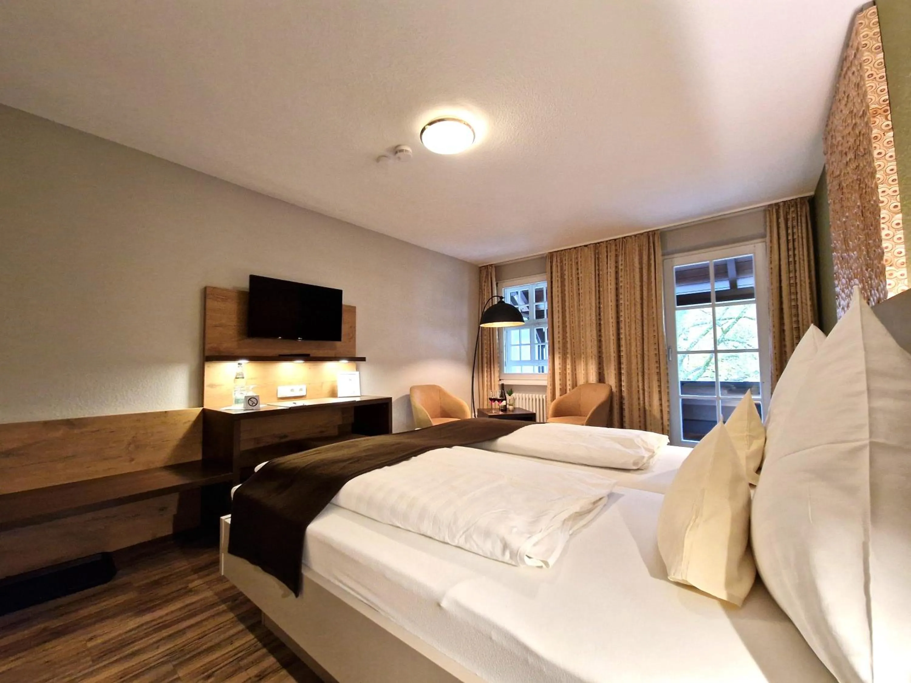 Bed in Hotel-Gasthaus Goldener Engel