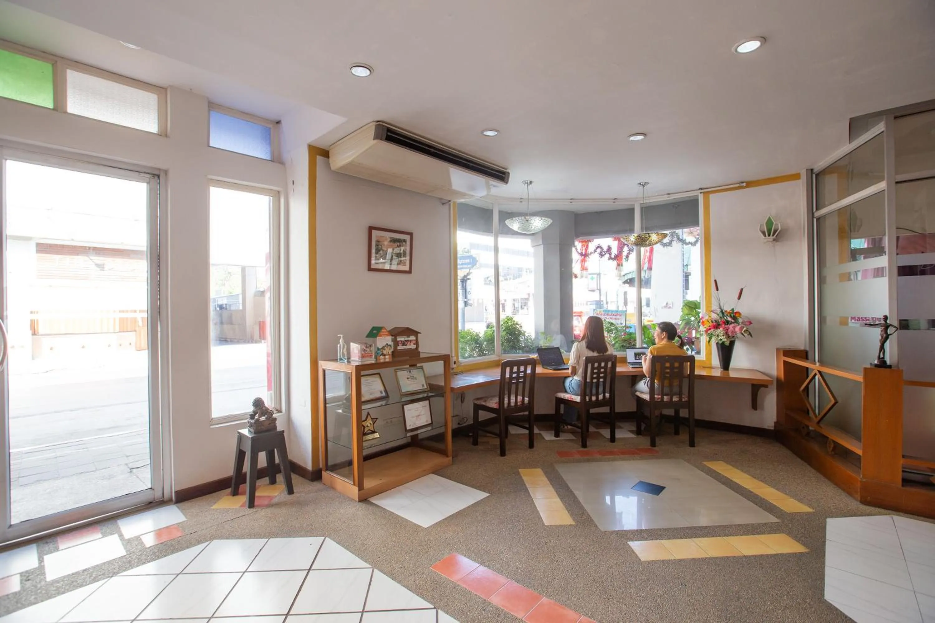 Lobby or reception in Night Bazaar Place