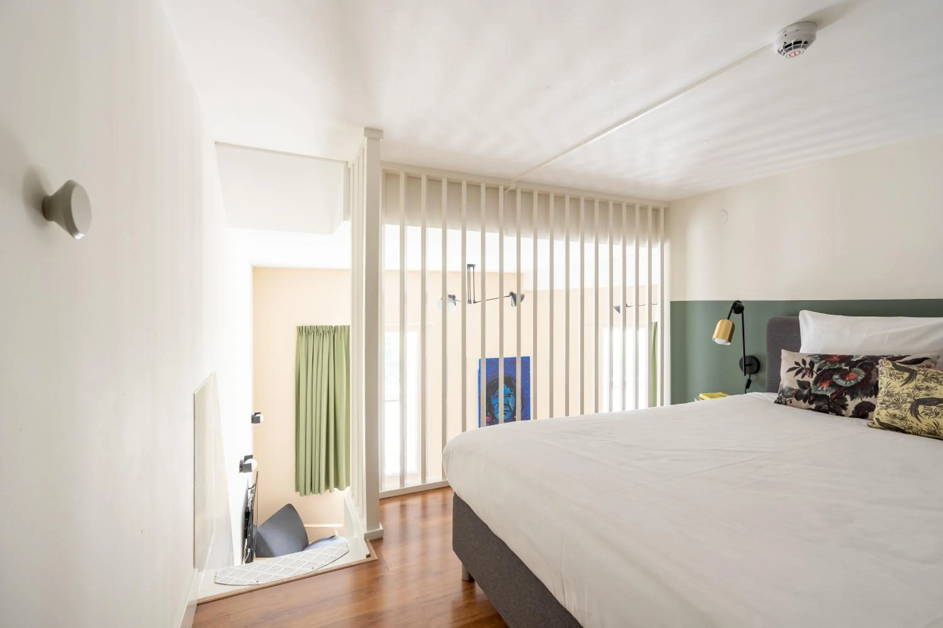 Bedroom, Bed in Amsterdam Dockside Flats