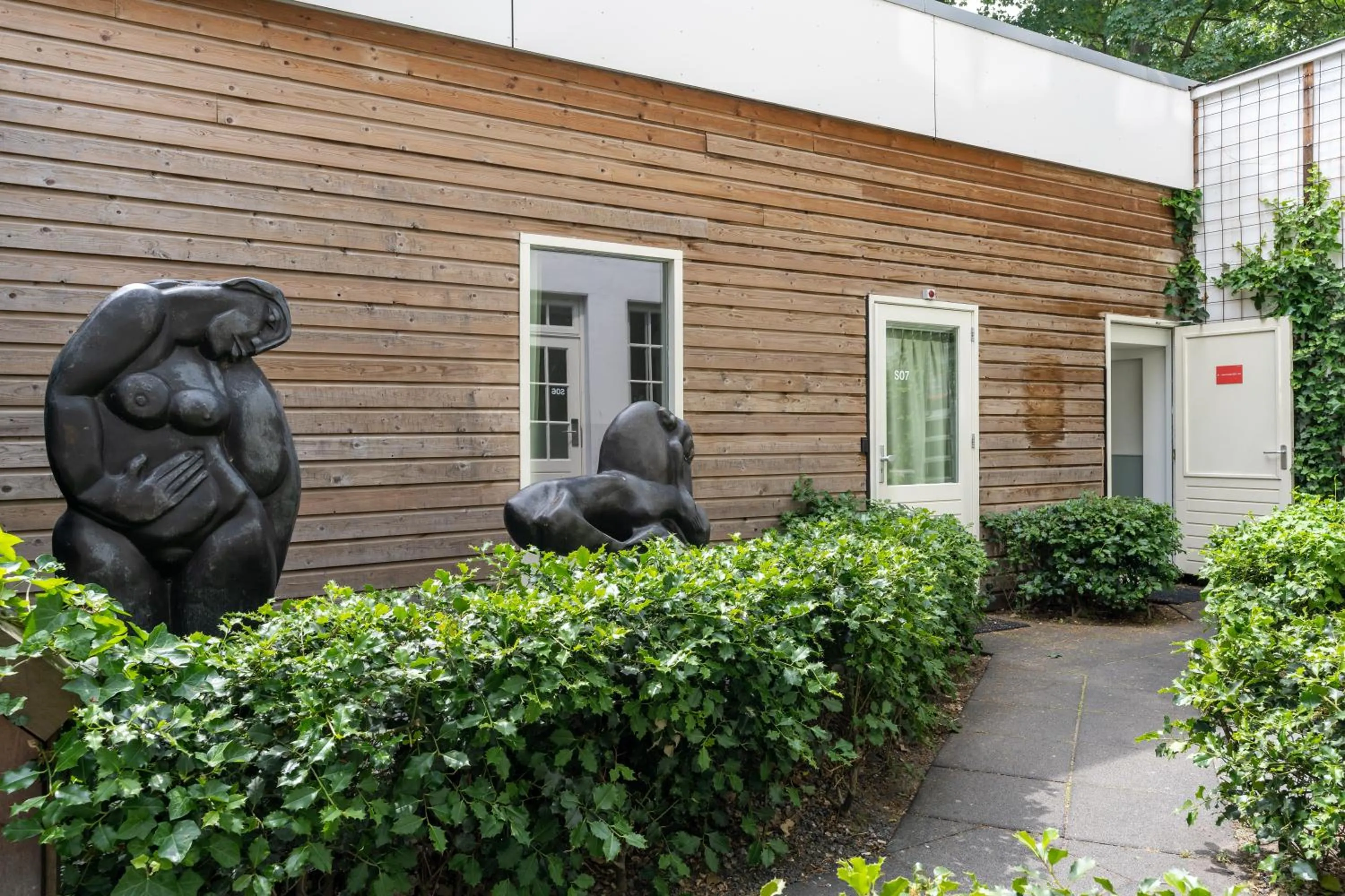 Property building in Amsterdam Dockside Flats
