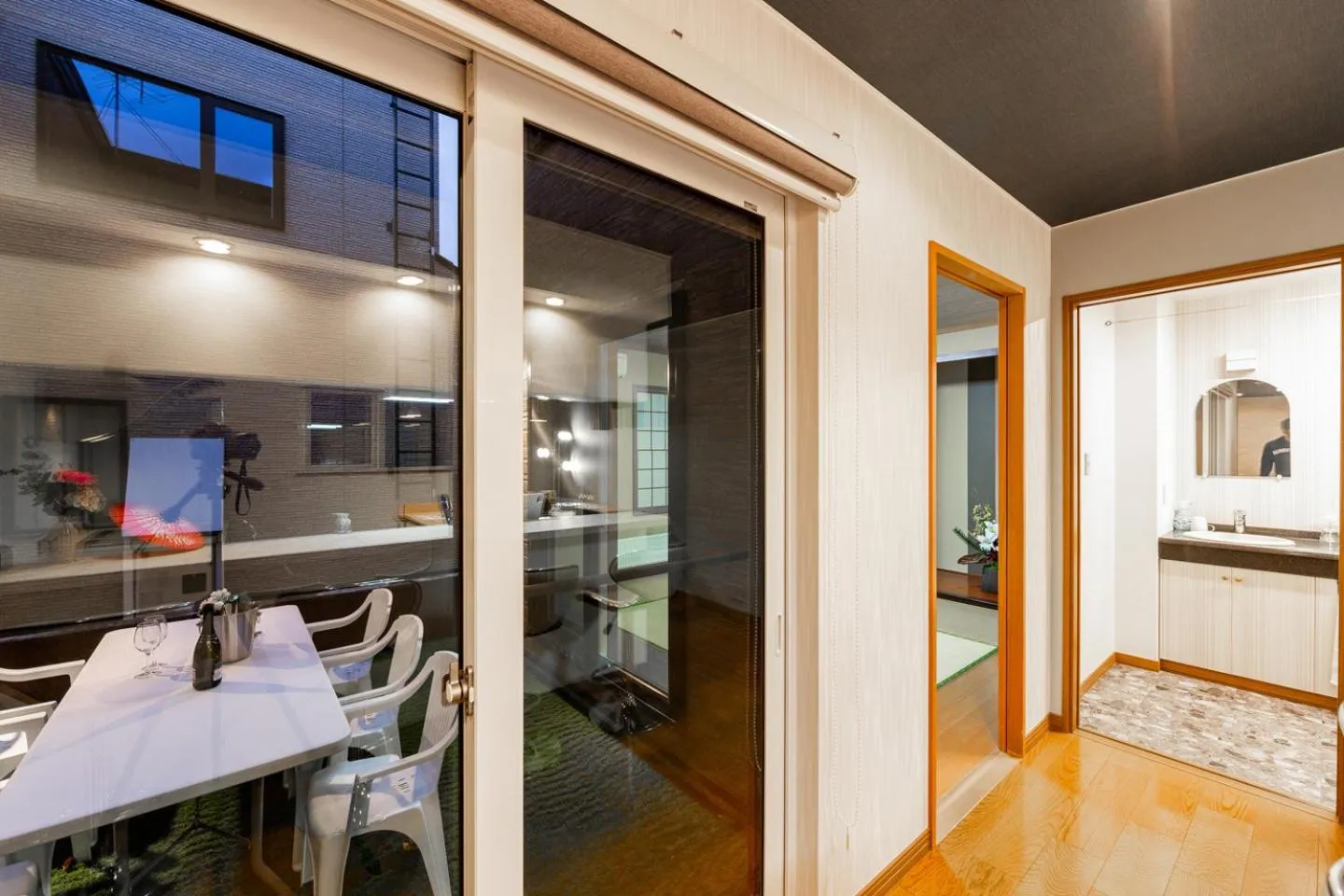 Living room in THE WORLDWIDE HOUSE