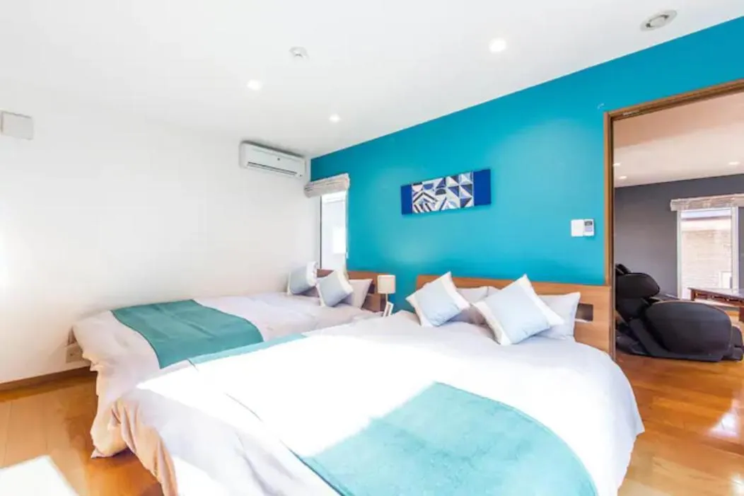 Bedroom, Bed in THE WORLDWIDE HOUSE