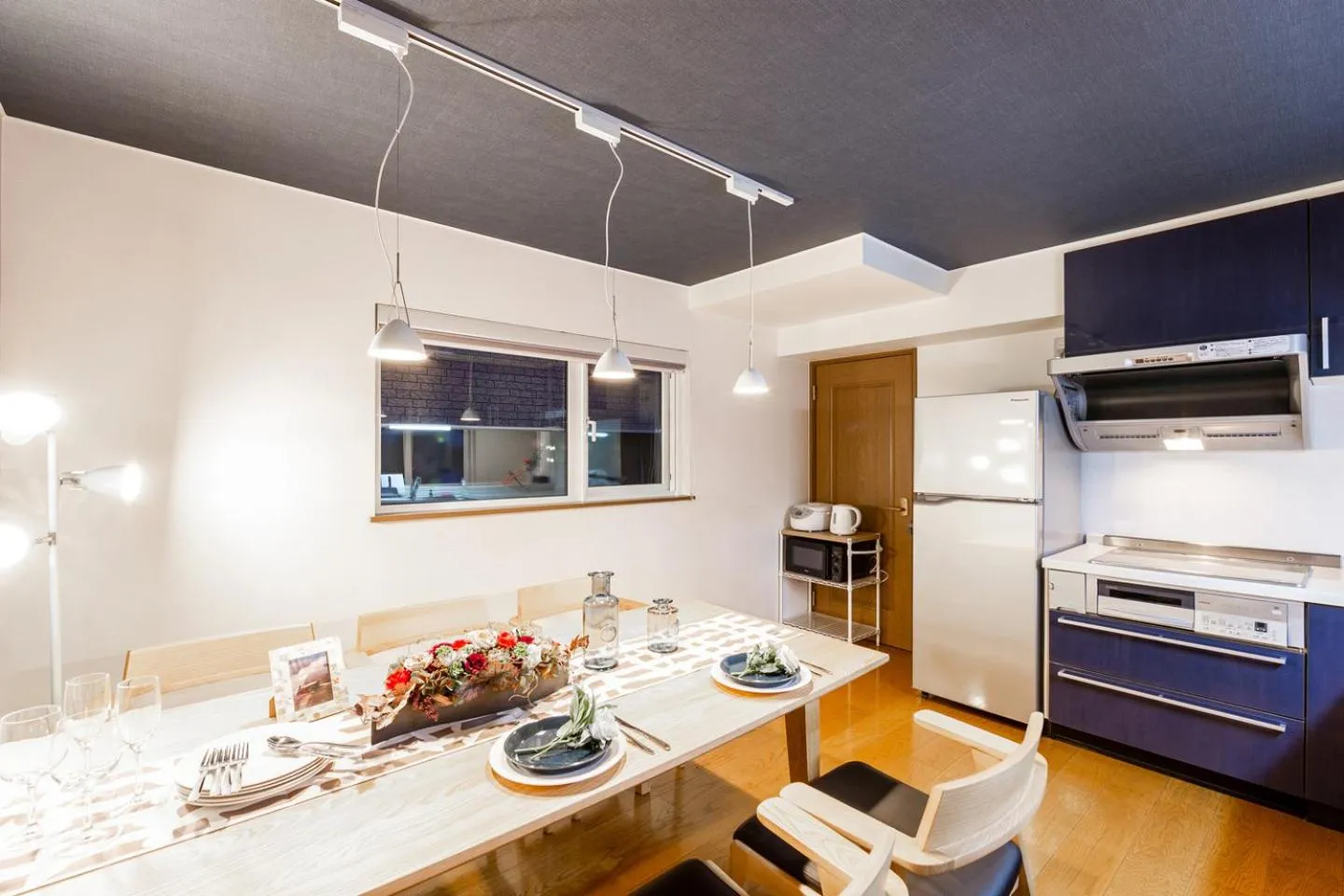 Dining area in THE WORLDWIDE HOUSE