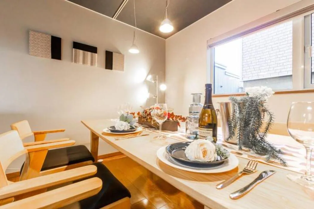 Dining area in THE WORLDWIDE HOUSE