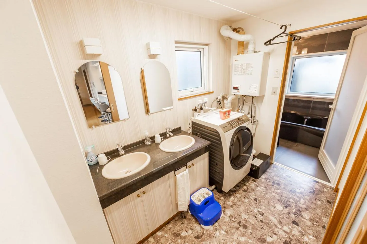 Bathroom in THE WORLDWIDE HOUSE