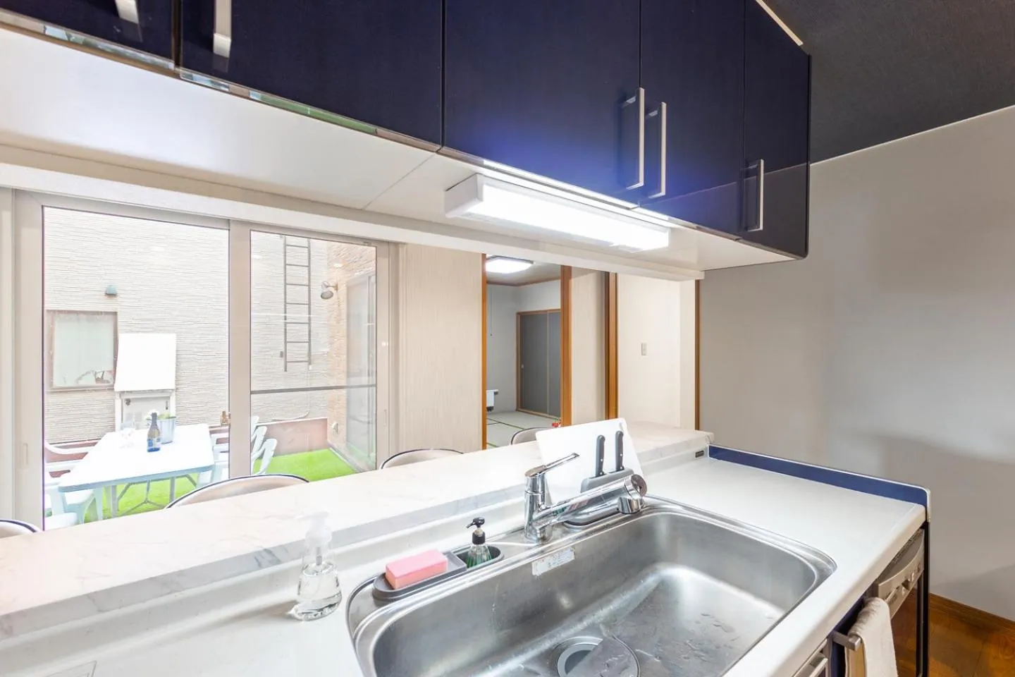 kitchen in THE WORLDWIDE HOUSE