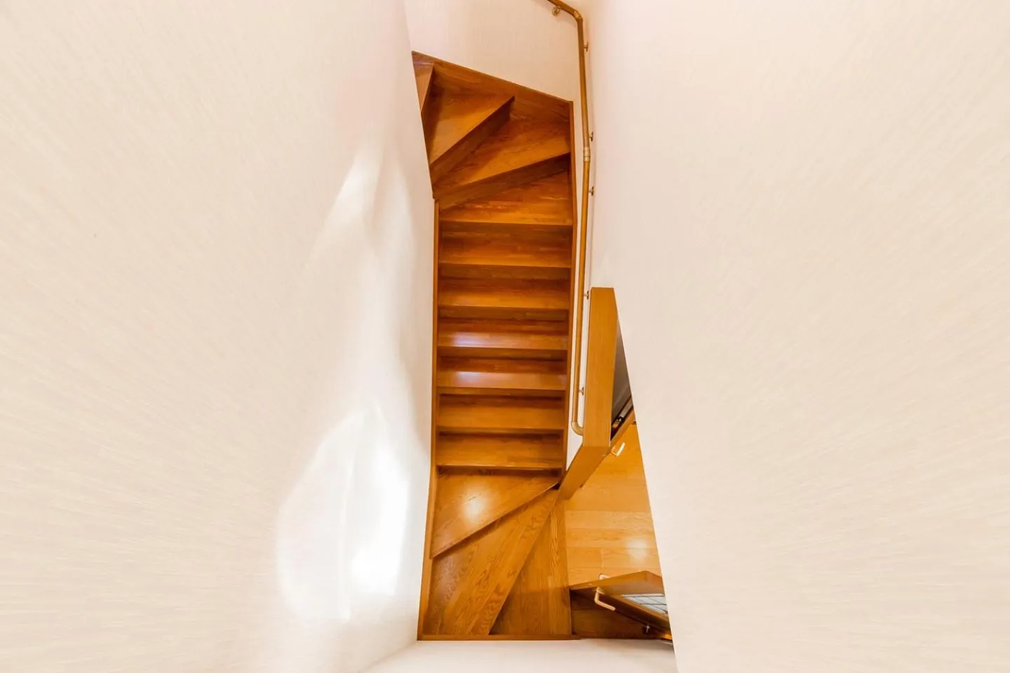 Area and facilities in THE WORLDWIDE HOUSE