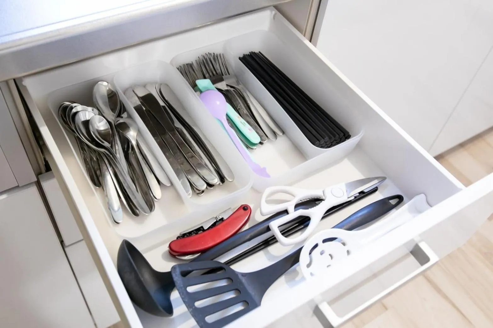 kitchen in THE SUNLIGHT